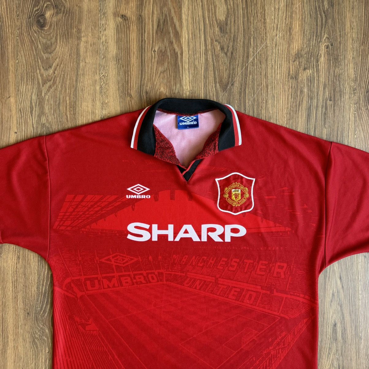Umbro Manchester United Home football shirt 1994-1995 Jersey Umbro Size US XL / EU 56 / 4 - 2 Thumbnail