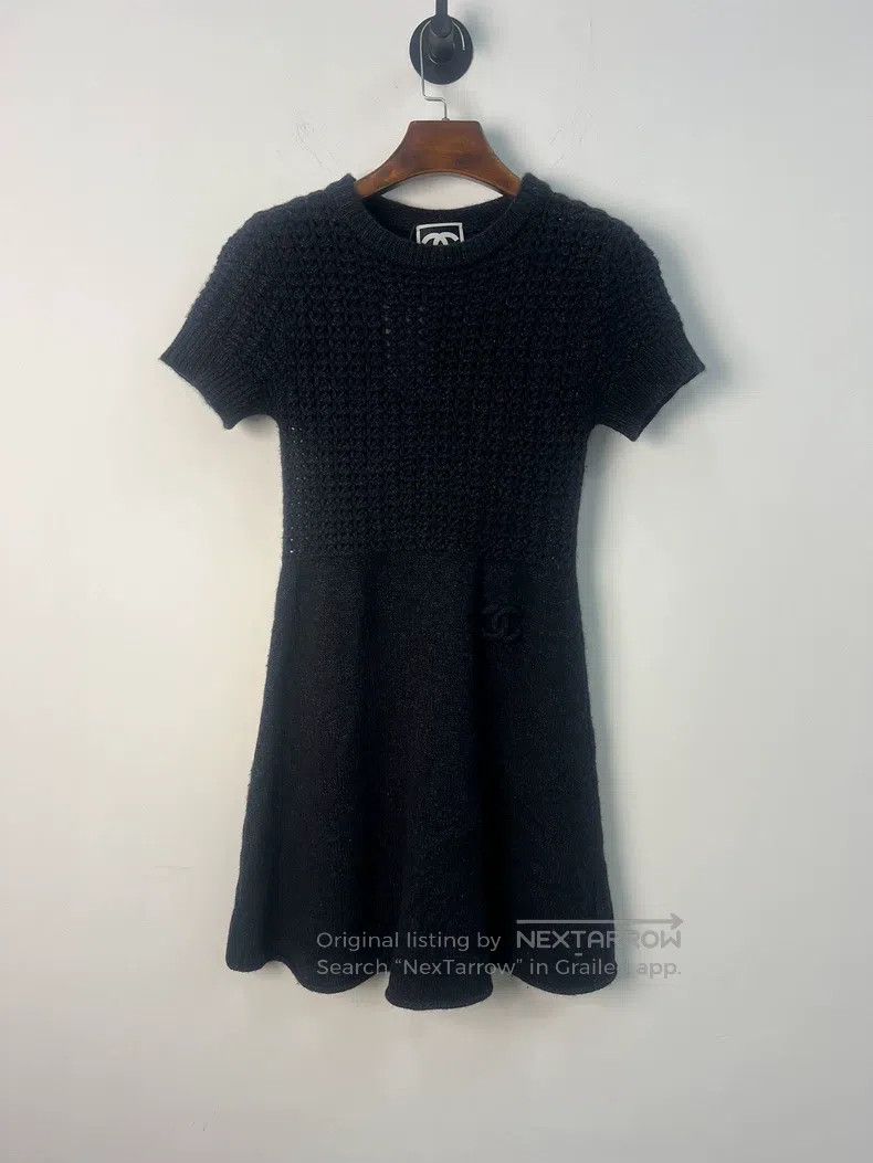 Chanel Chanel Knitted dress Size XS / US 0-2 / IT 36-38 - 1 Thumbnail