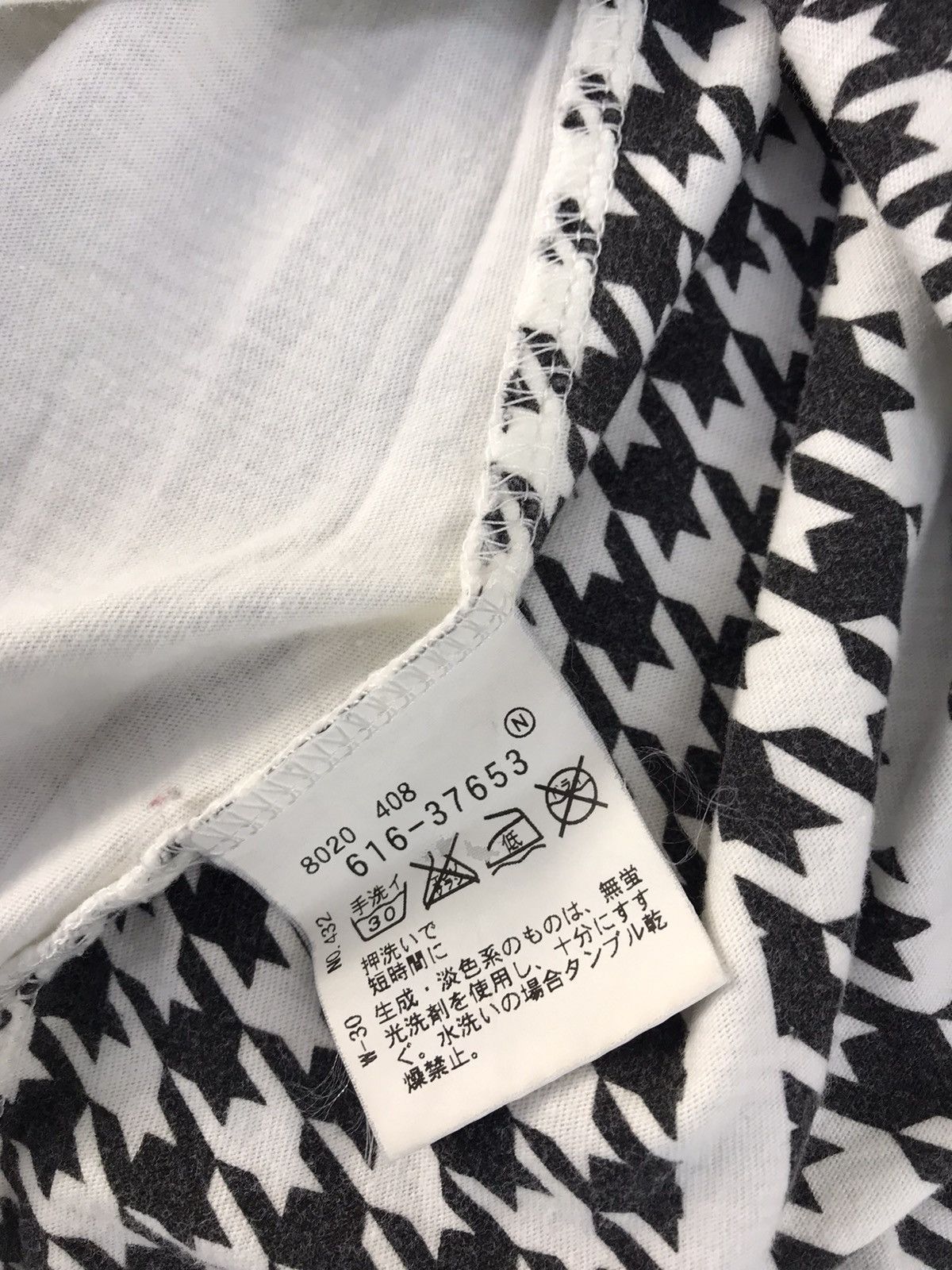 Japanese Brand Takeo Kikuchi The Shop TKmixpice Houndstooth Tee Size L / US 10 / IT 46 - 6 Thumbnail