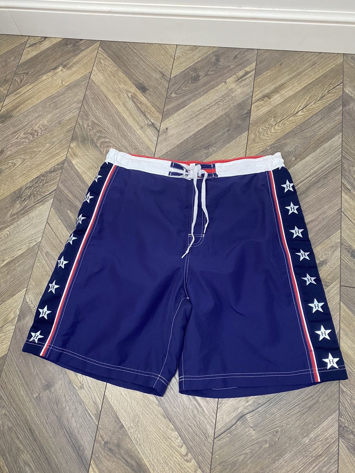 Tommy Hilfiger × Vintage Vintage Tommy Hilfiger 90s style shorts Size US 35 - 3 Thumbnail