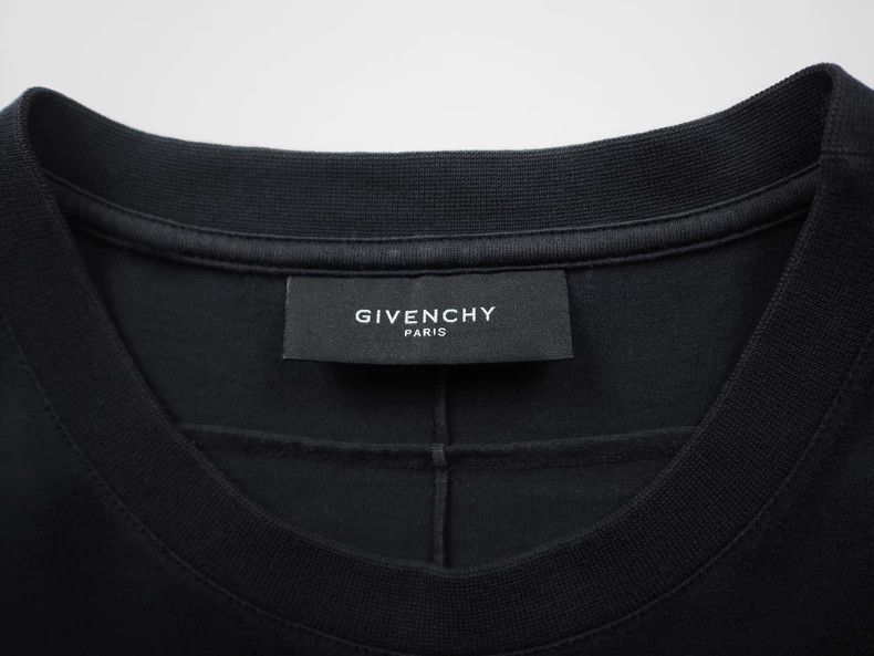 Givenchy GivenchyBlack silk wreath naked women's short sleeves 2503- Size US XS / EU 42 / 0 - 4 Thumbnail