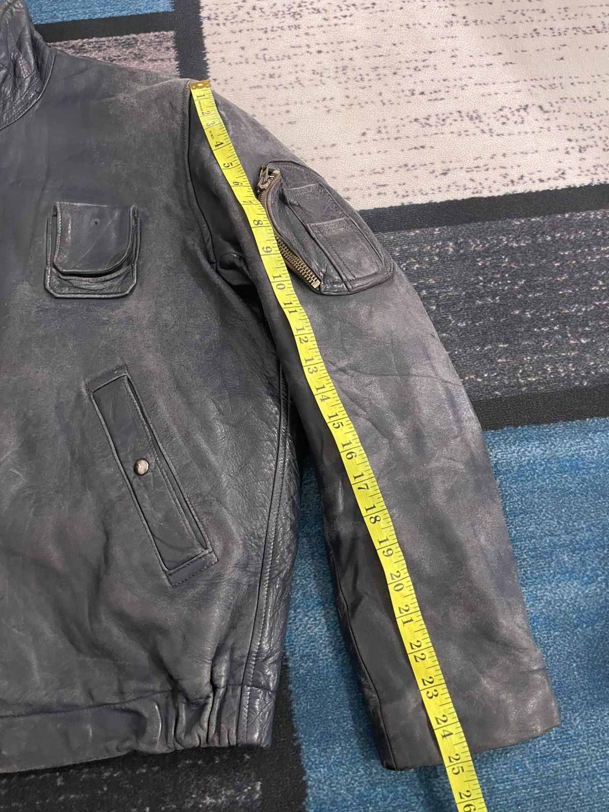 Vintage Vintage 1960’s French Air Force Faded Leather Jacket Size US L / EU 52-54 / 3 - 22 Thumbnail