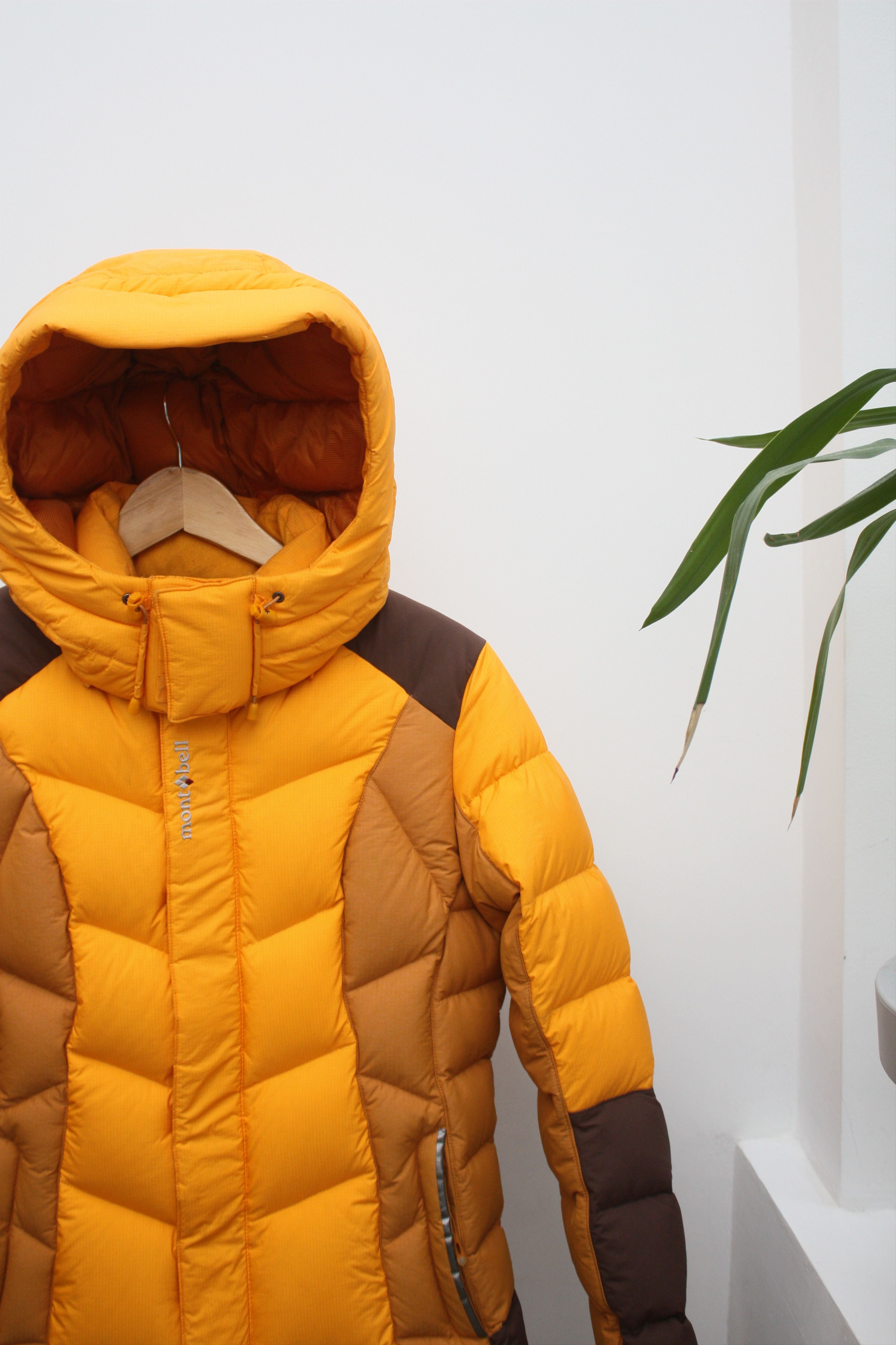 Montbell Montbell Yellow Puffer Down Jacket Women's Medium Size M / US 6-8 / IT 42-44 - 1 Thumbnail