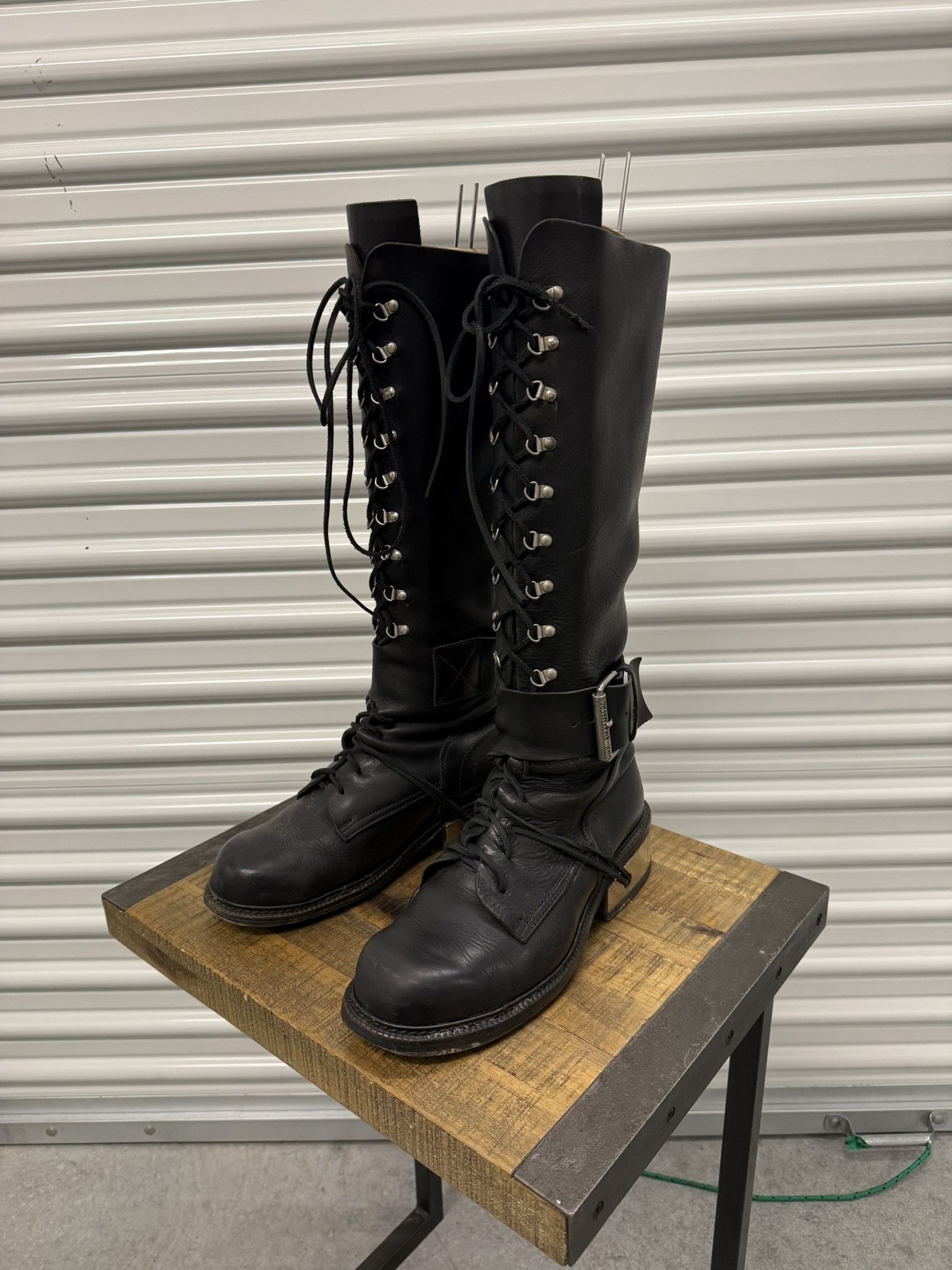 Dirk Bikkembergs Dirk Bikkembergs knee-high buckled Metal Heels Size US 12 / EU 45 - 11 Thumbnail