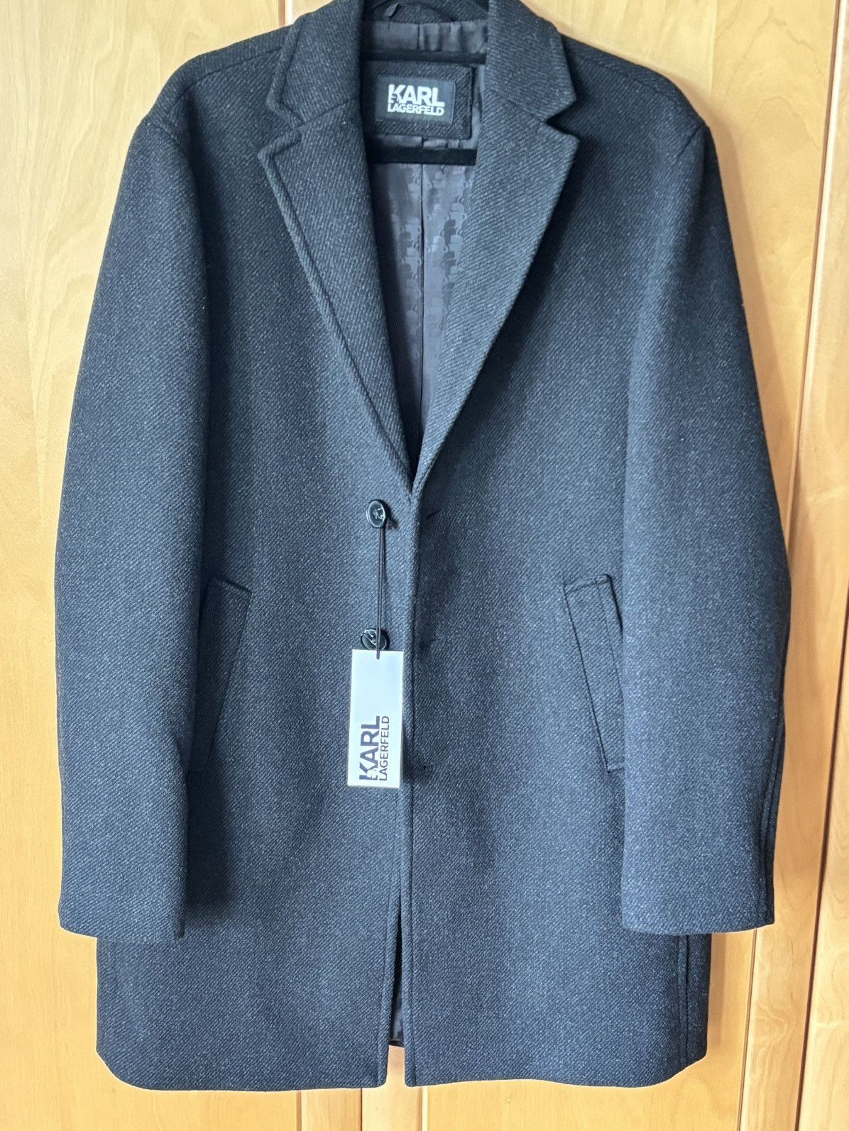 Karl Lagerfeld Men’s Winter Coat KARL LAGERFELD L Size US L / EU 52-54 / 3 - 1 Thumbnail