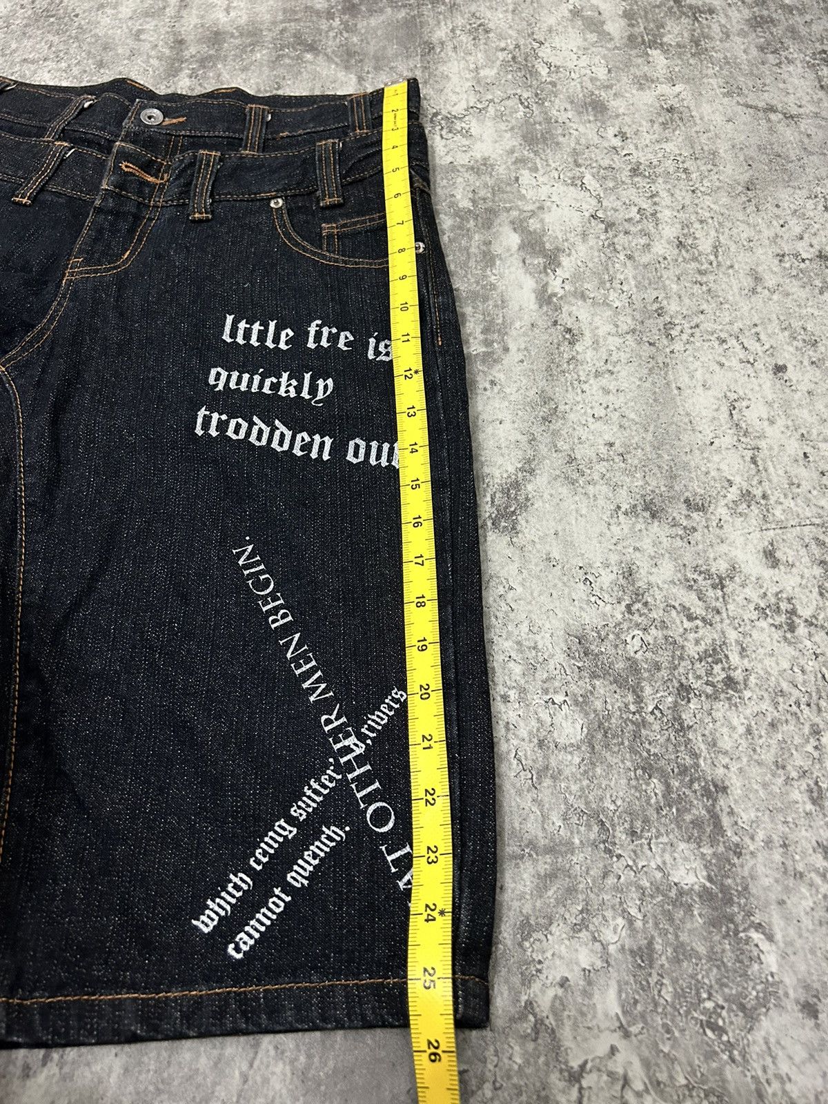 JNCO Japanese Skull Poem Y2k Doublle Waist Short Pants Size US 32 / EU 48 - 16 Thumbnail