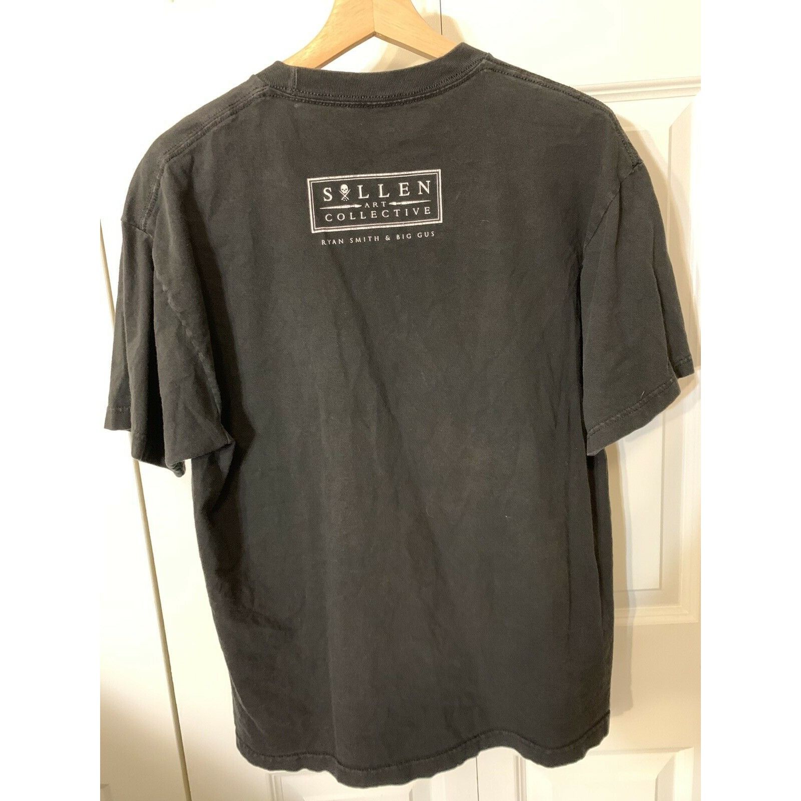 Other Sullen Art Collective Men’s Sz L Graphic T-shirt Pin Up Goth Size US L / EU 52-54 / 3 - 5 Thumbnail