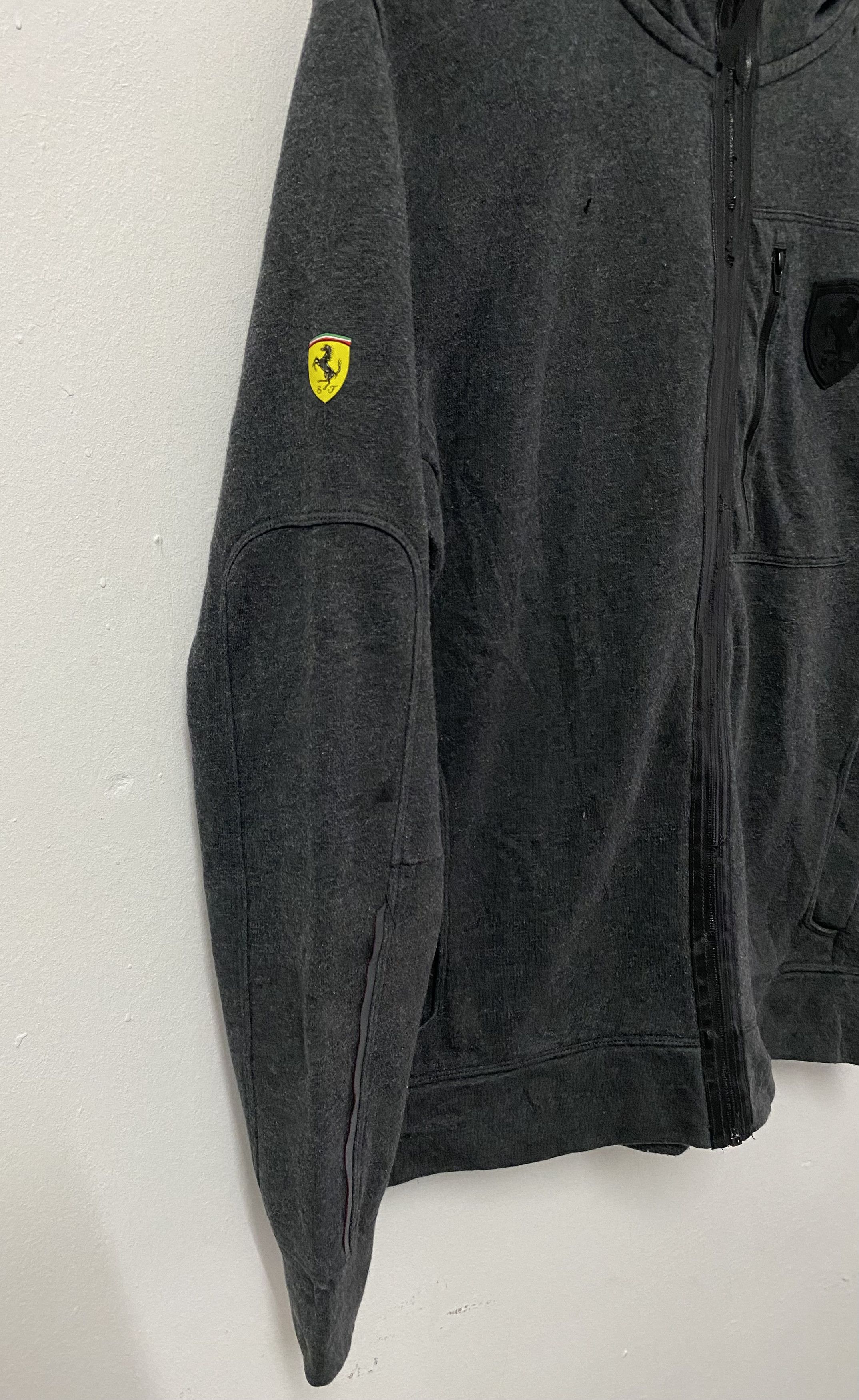 Ferrari × Puma Puma X Ferrari Sweater Hoodie Jacket Size US L / EU 52-54 / 3 - 6 Thumbnail