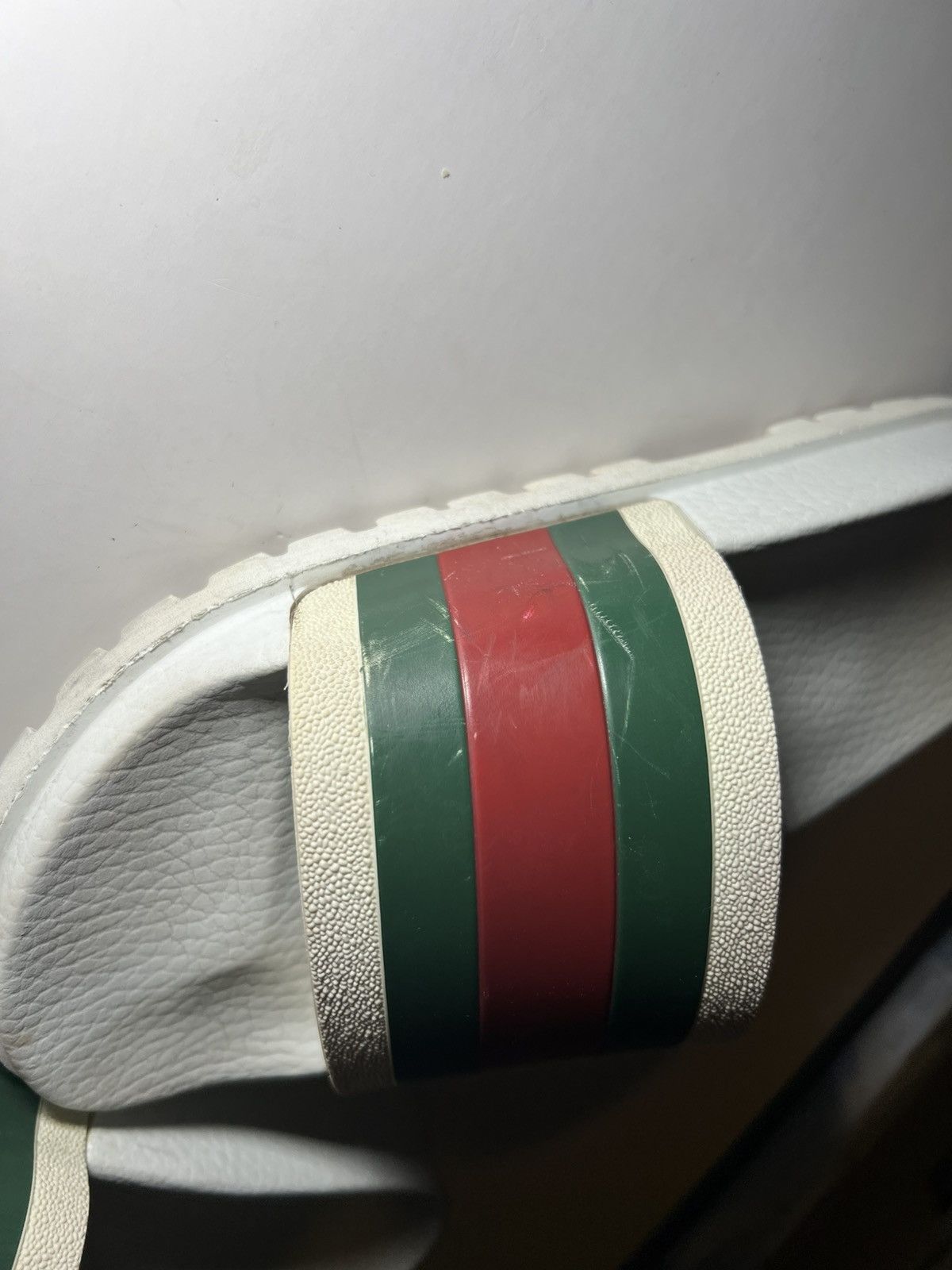 Gucci White Gucci Web slides Designer Pool slides Size US 7 / EU 40 - 15 Thumbnail