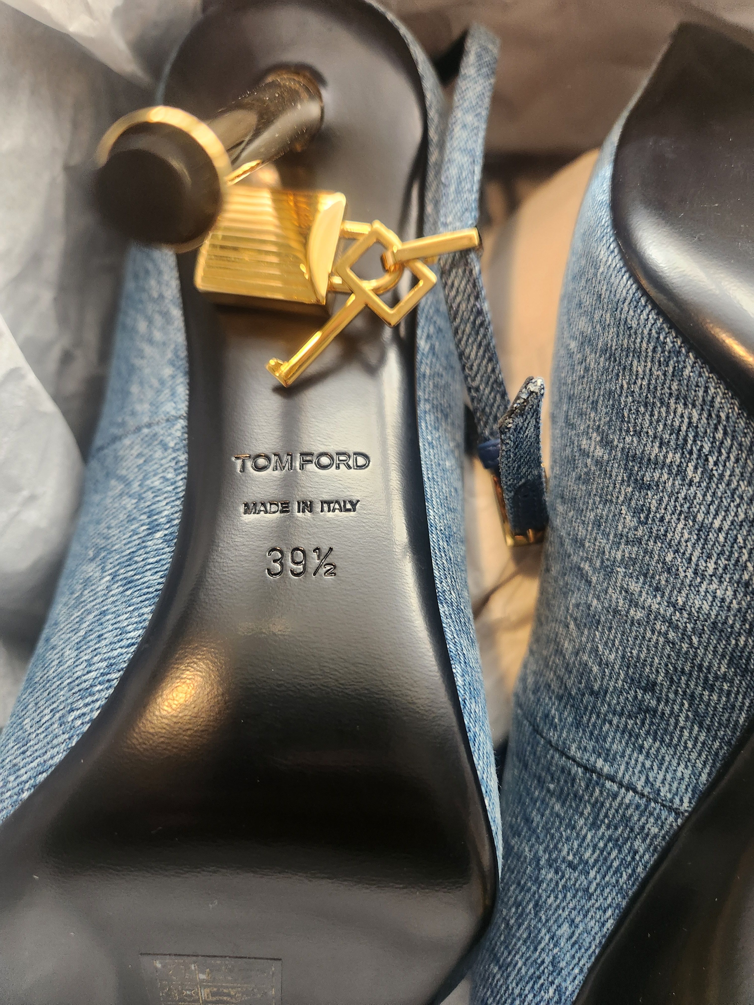 Tom Ford Denim Padlock Pointy Pump 105MM Size US 9.5 / IT 39.5 - 6 Thumbnail