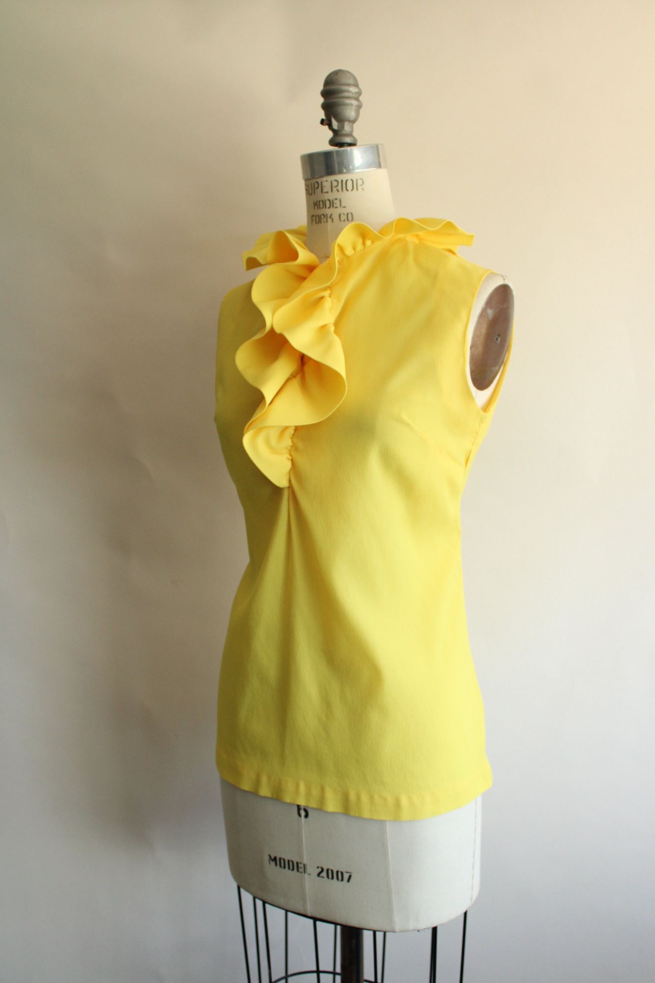 Vintage Vintage 1960s Blouse, Teddi of California Yellow Ruffle Coll Size M / US 6-8 / IT 42-44 - 6 Thumbnail
