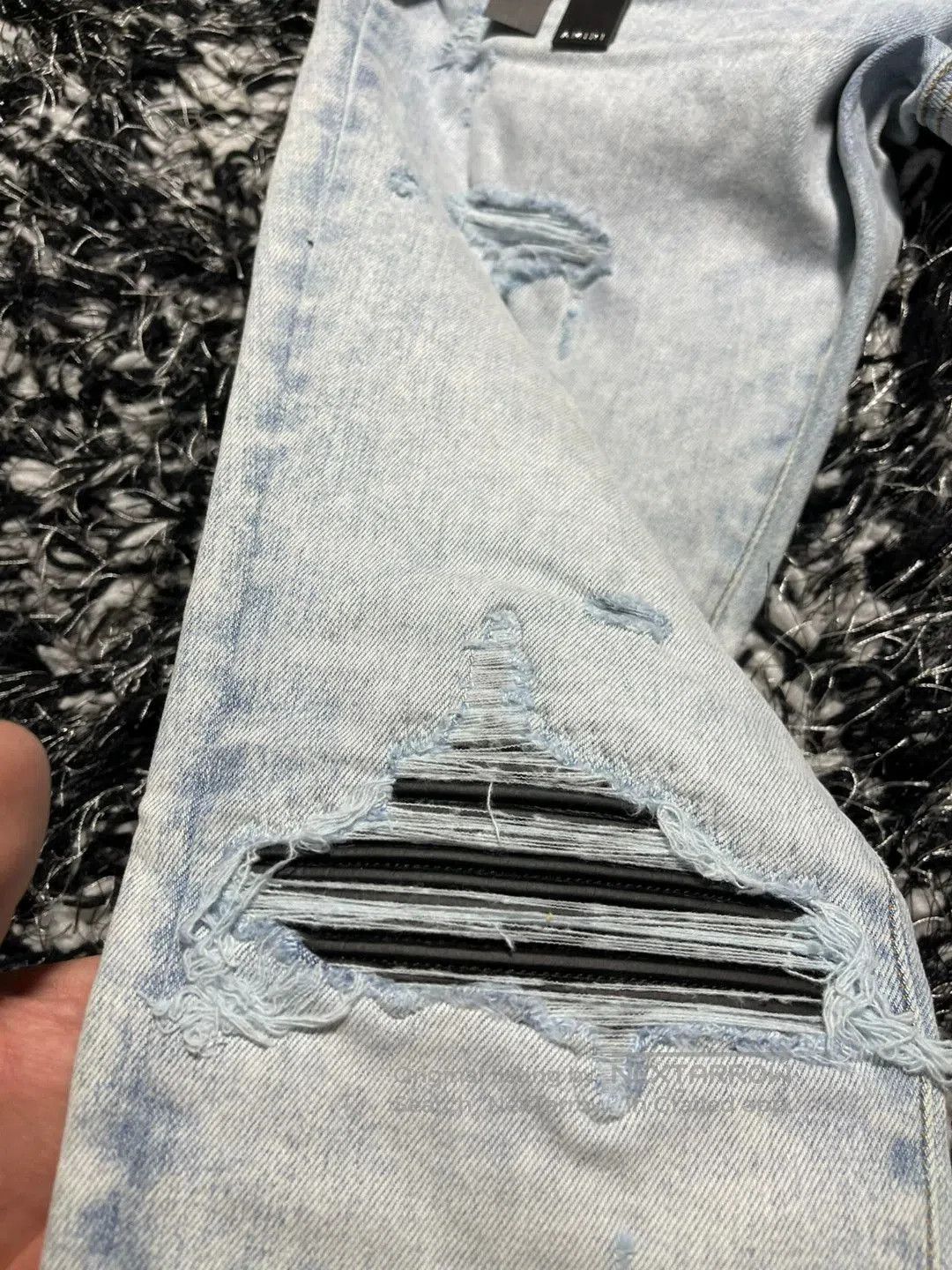 Amiri amiri mx1 distressed skinny jeans. Size US 32 / EU 48 - 5 Thumbnail