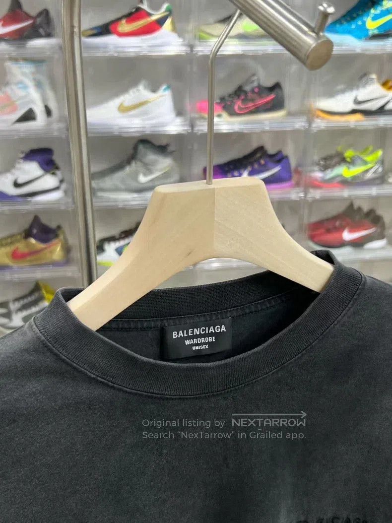 Balenciaga Balenciaga Water-washed grey short-sleeve, size L Size US L / EU 52-54 / 3 - 3 Thumbnail