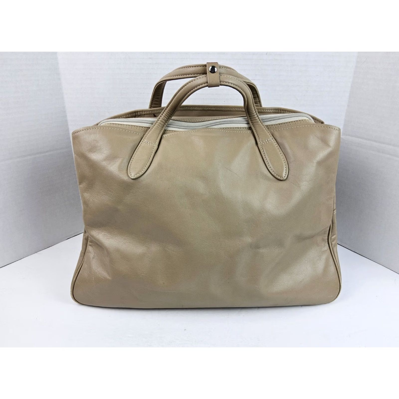 Vintage VINTAGE Leather Duffle Bag Women's Travel Purse Satchel with Key Beige Size ONE SIZE - 2 Thumbnail
