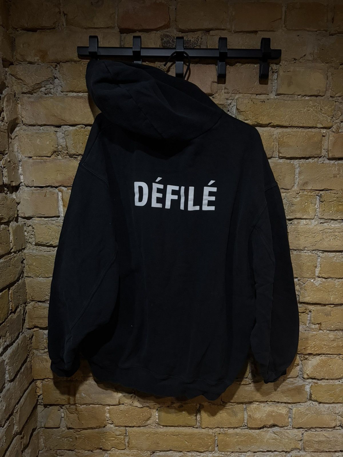Balenciaga balenciaga defile hoodie Size US M / EU 48-50 / 2 - 2 Thumbnail