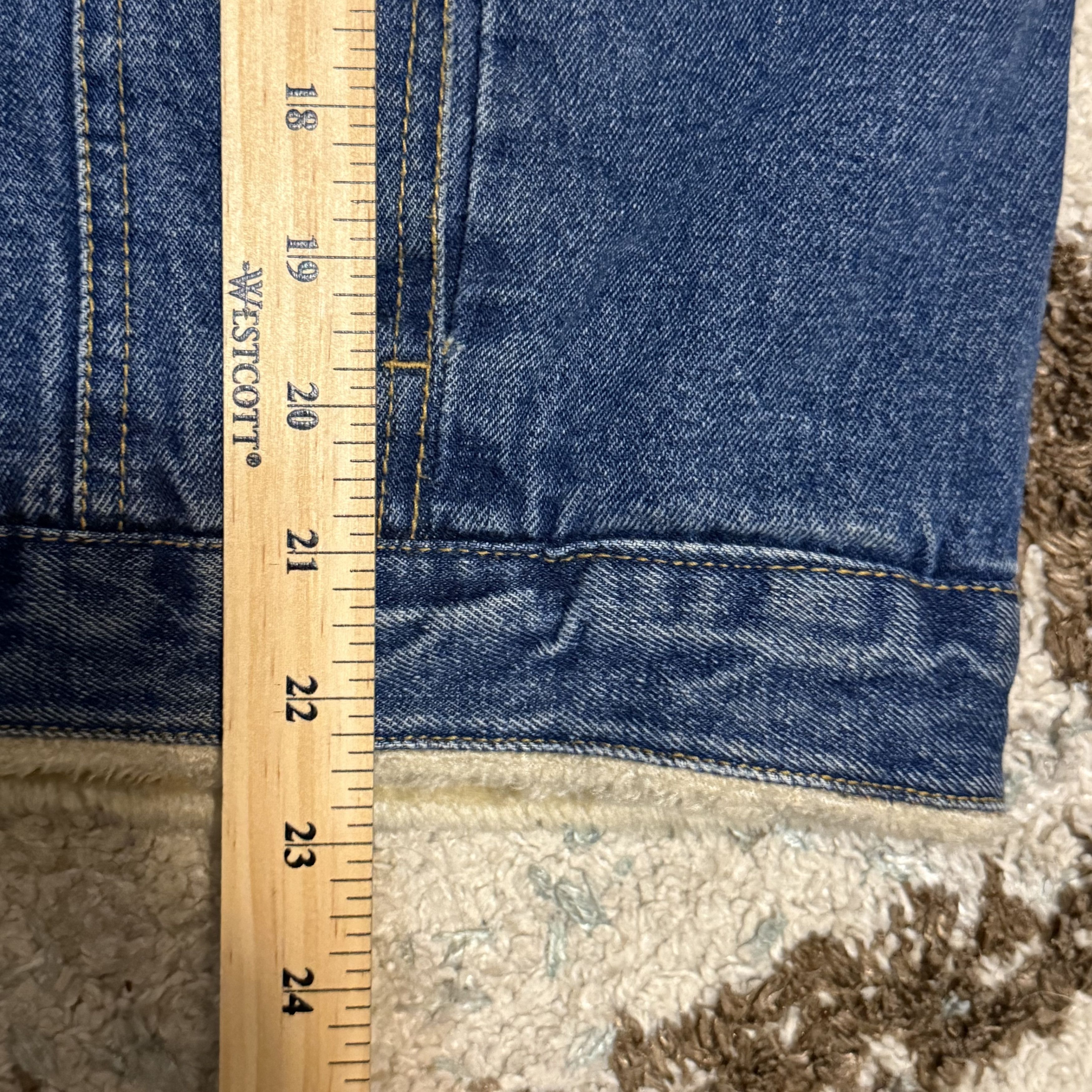 Disney Vintage Disney Eeyore True Blue Denim Jacket Size XL Size XL / US 12-14 / IT 48-50 - 7 Thumbnail