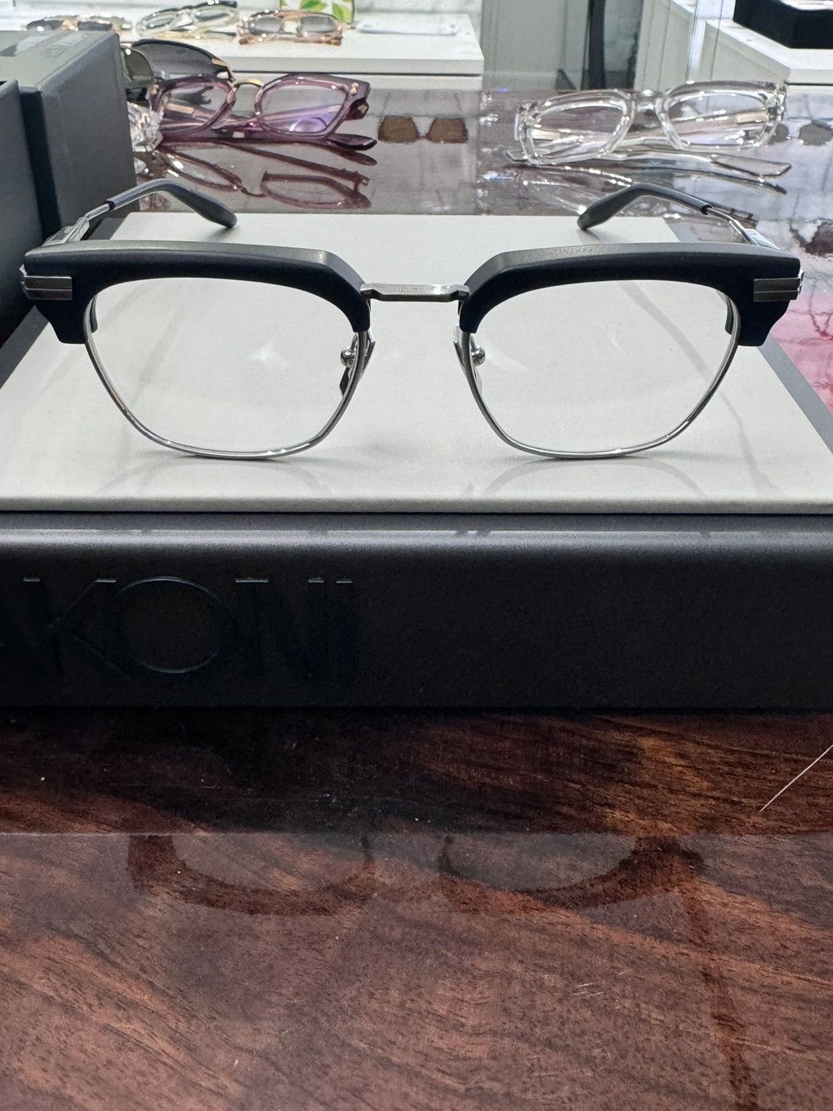 Akoni Hubble Glasses