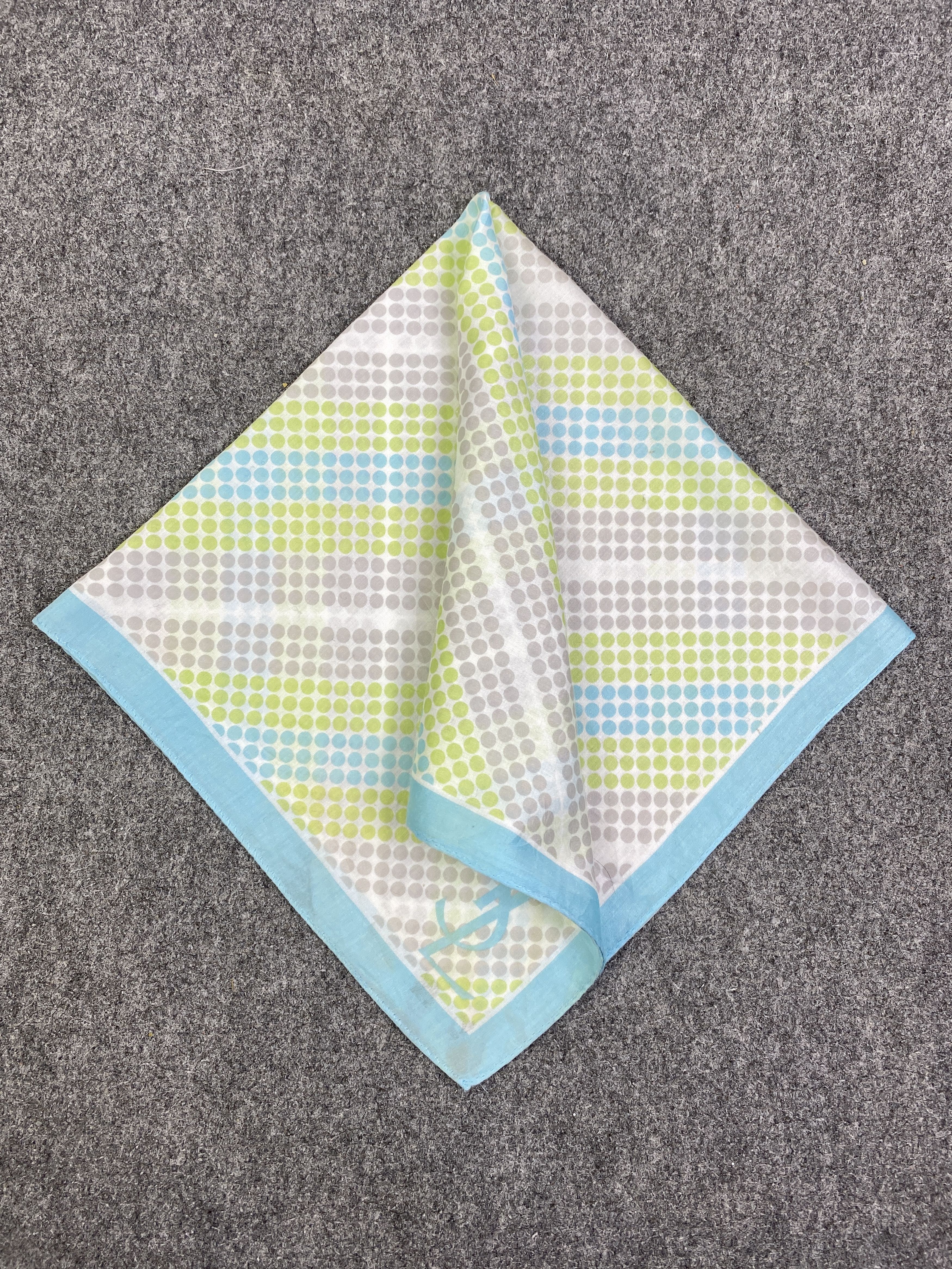 Yves Saint Laurent Vintage Yves Saint Laurent Handkerchief / Bandana HKC1037 Size ONE SIZE - 3 Thumbnail