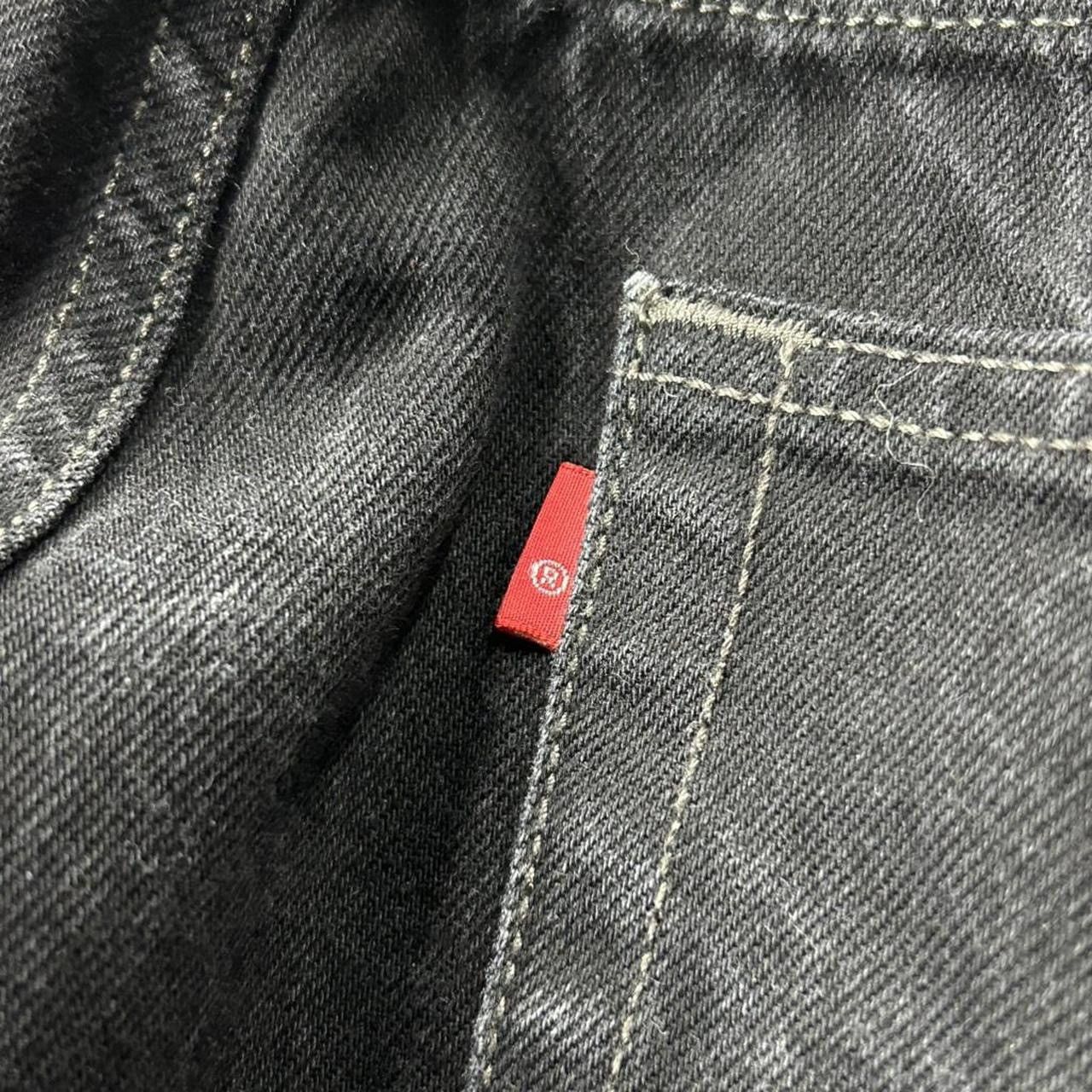 Levi's Levi’s Black 501 Blank Tab Button Fly Grunge Jeans Size 34 Size US 34 / EU 50 - 4 Thumbnail
