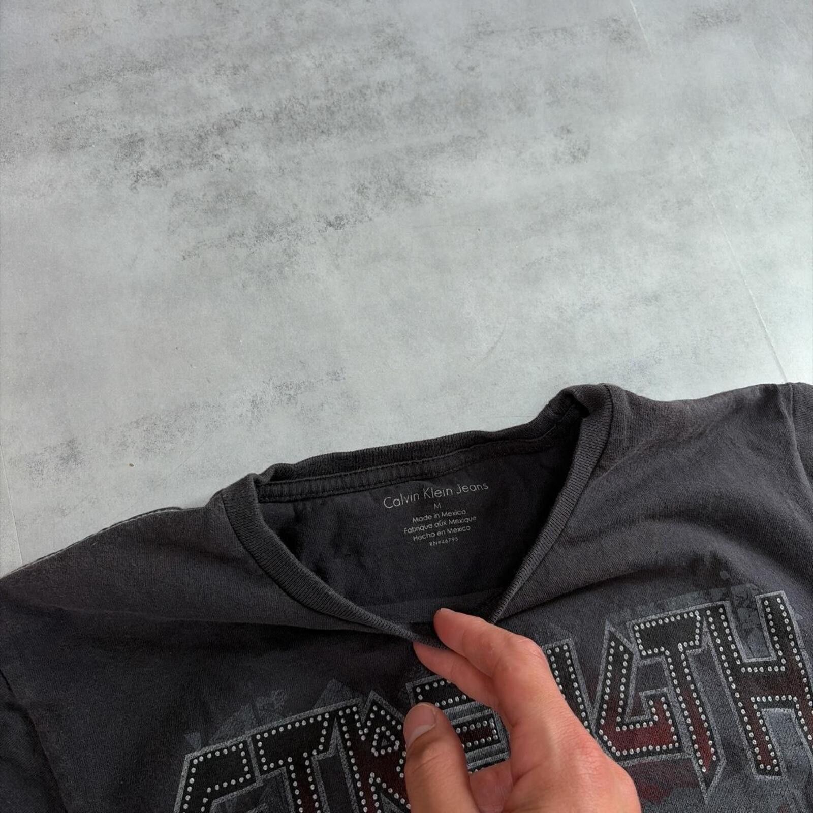 Calvin Klein Y2K Grey Calvin Klein Grunge Gothic Skull Skater T-Shirt Size M / US 6-8 / IT 42-44 - 5 Thumbnail
