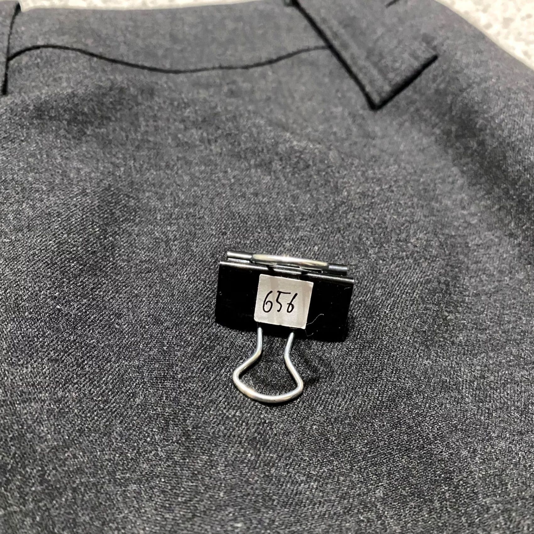 Express Express Skirt Knee Length Wool Black Gray Pencil Straight Womens Size 8 Stretch Pockets Lined Rise Mid 656 Size 30" / US 8 / IT 44 - 8 Thumbnail