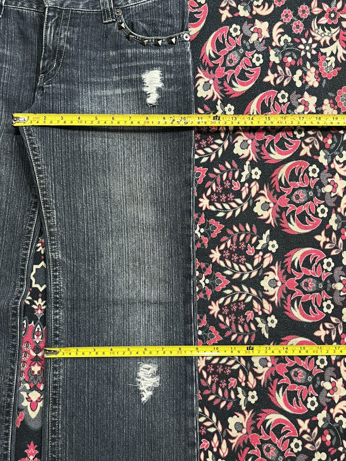 Japanese Brand Japanese Brand Wavelist Dark Washed Distressed Studded Jeans Size US 32 / EU 48 - 13 Thumbnail
