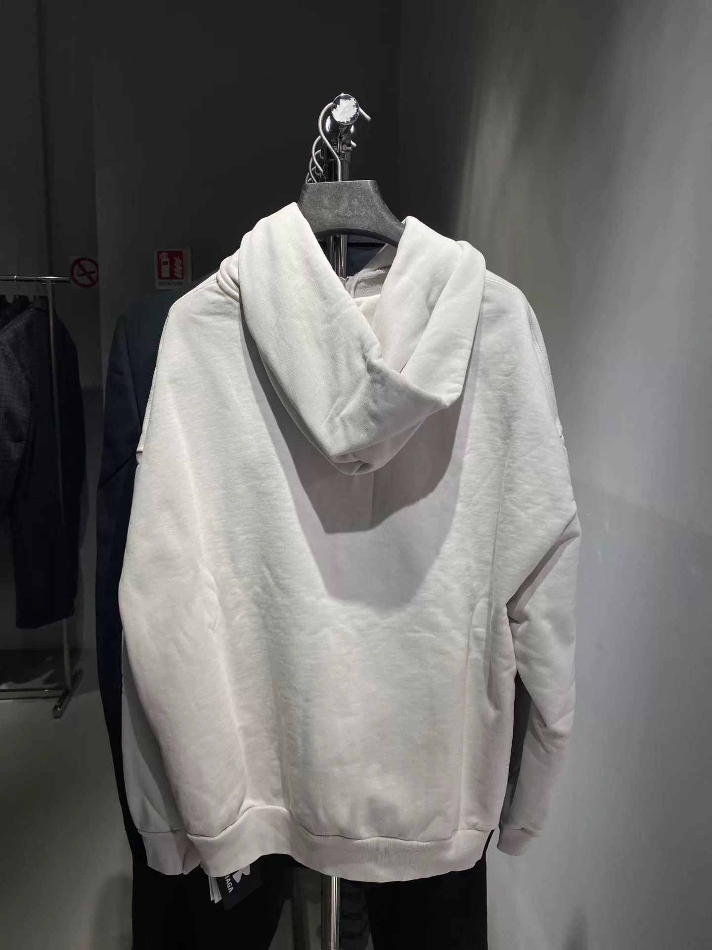 Balenciaga balenciaga under armor zip-up sweatshirt Size US S / EU 44-46 / 1 - 3 Thumbnail