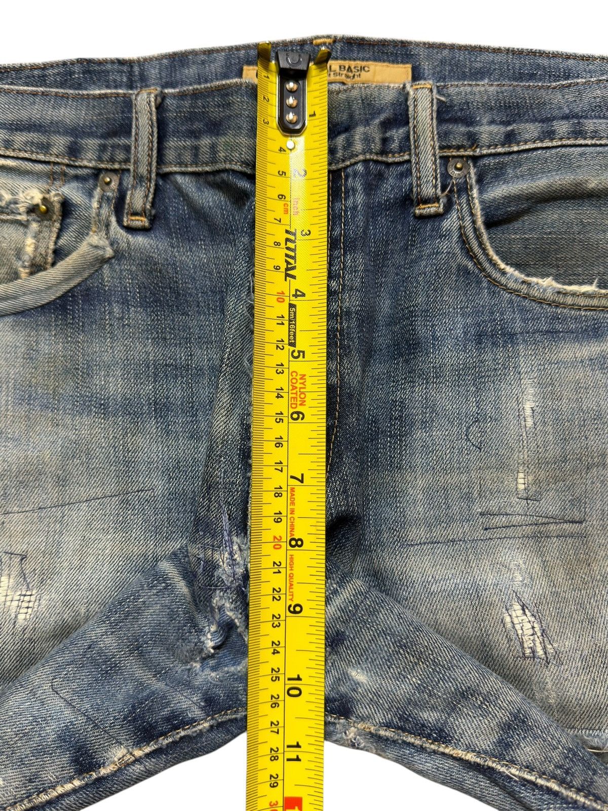 Uniqlo Vintage Y2K Uniqlo Faded Wash Distressed Straight Leg Jeans Size US 32 / EU 48 - 13 Thumbnail