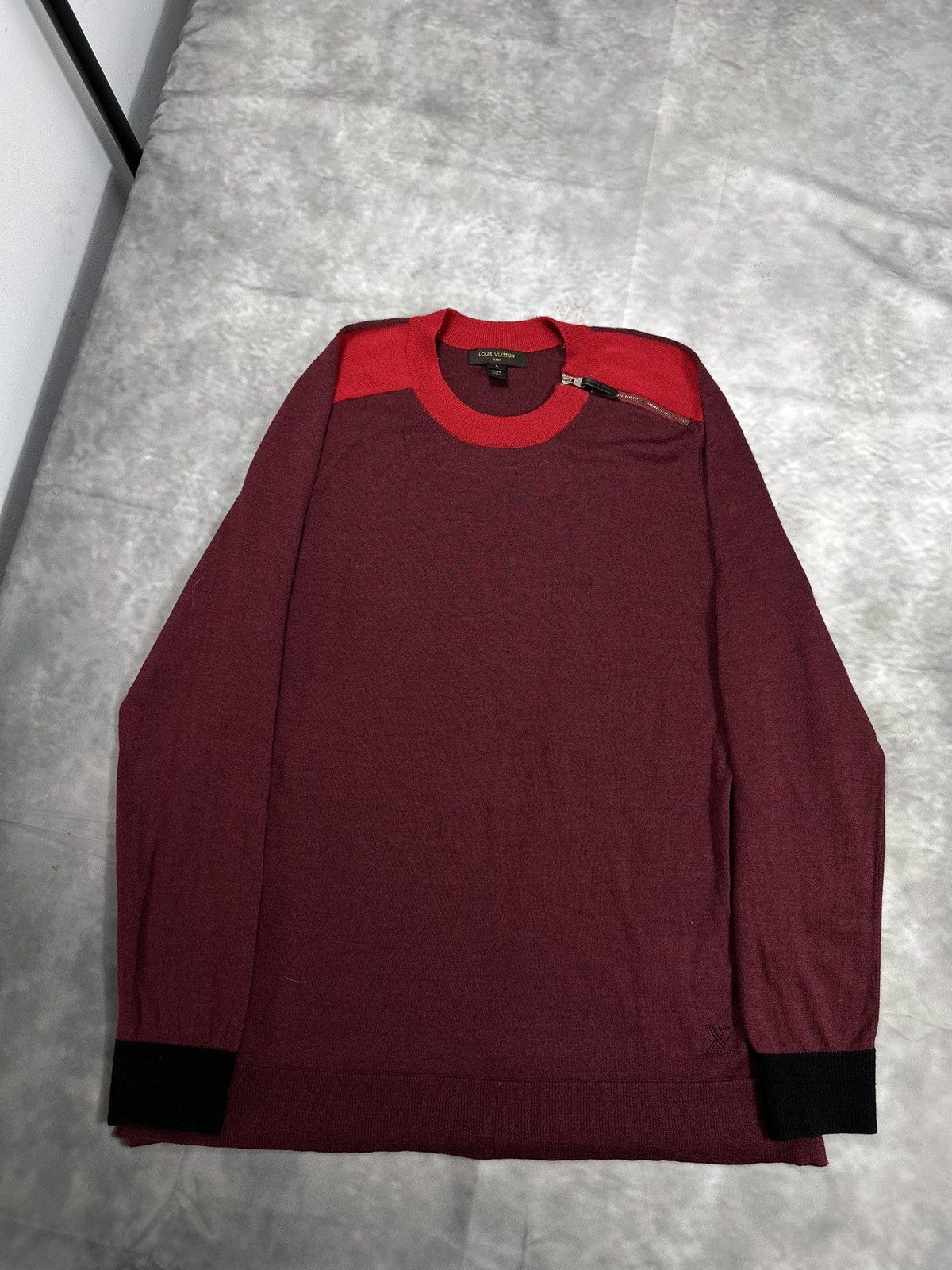 Louis Vuitton Women's Paris Wool-Leather Elbow Patch Logo Pullover Jumper Size L / US 10 / IT 46 - 7 Thumbnail