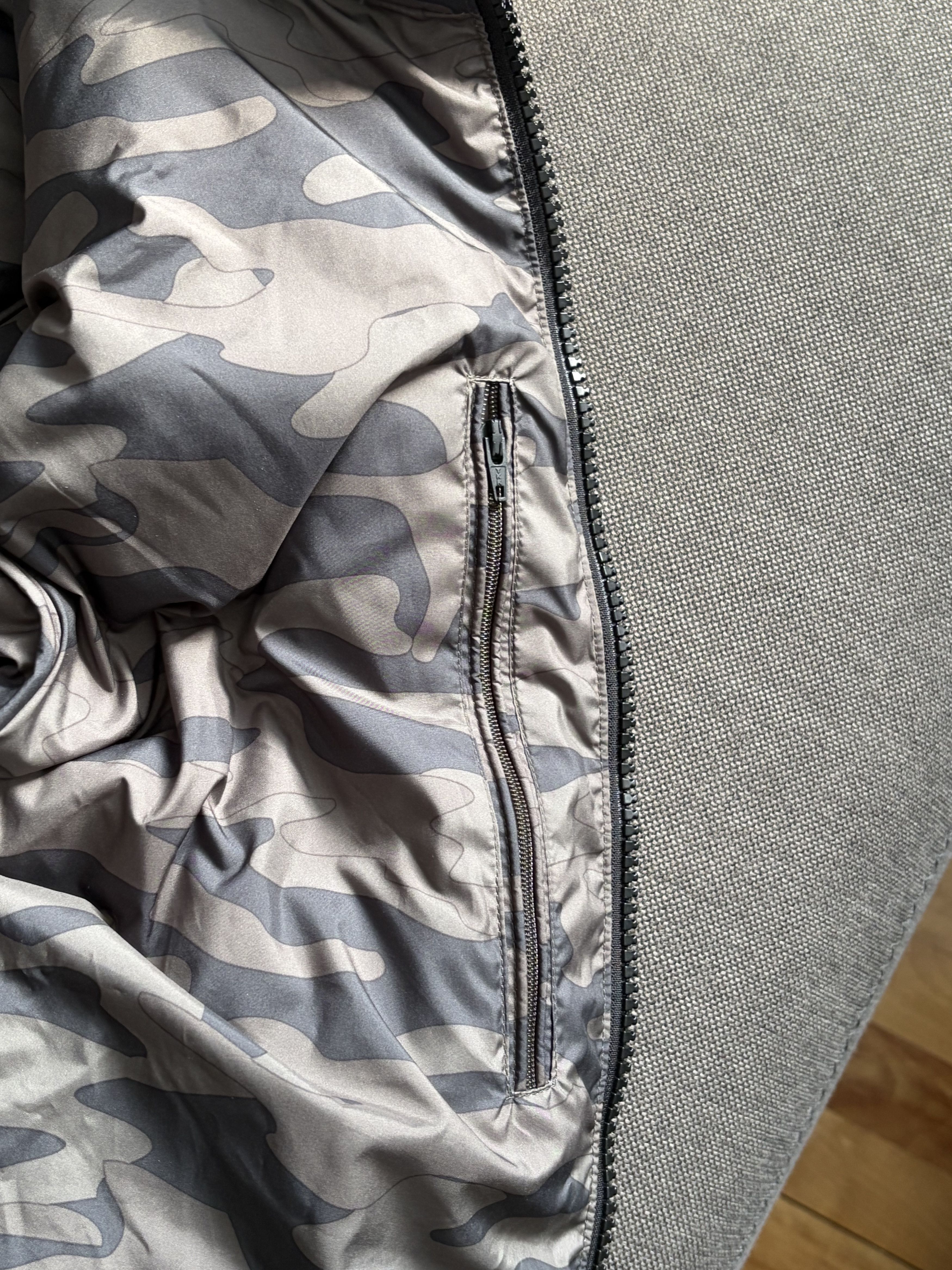 Peak Performance Peak Performance Green Camo Down Parka - M, gently used Size US M / EU 48-50 / 2 - 5 Thumbnail
