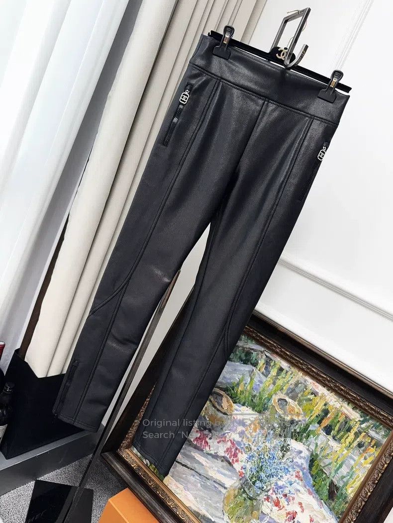 Chanel Chanel Neige black coated slim rhinestone zipper two-pocke Size 25" / US 0 / IT 36 - 1 Thumbnail