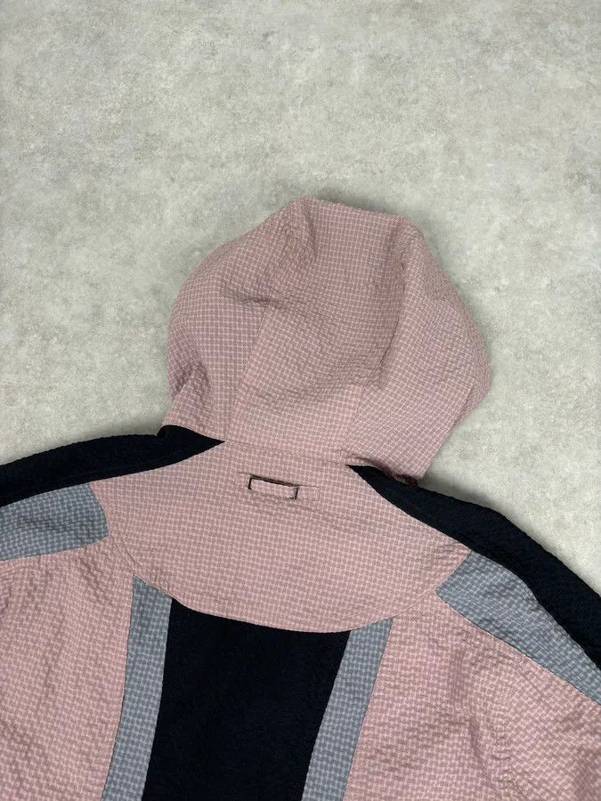 Emporio Armani AW2020 Emporio Armani Rose Nylon Windbreaker Jacket Size US L / EU 52-54 / 3 - 6 Thumbnail