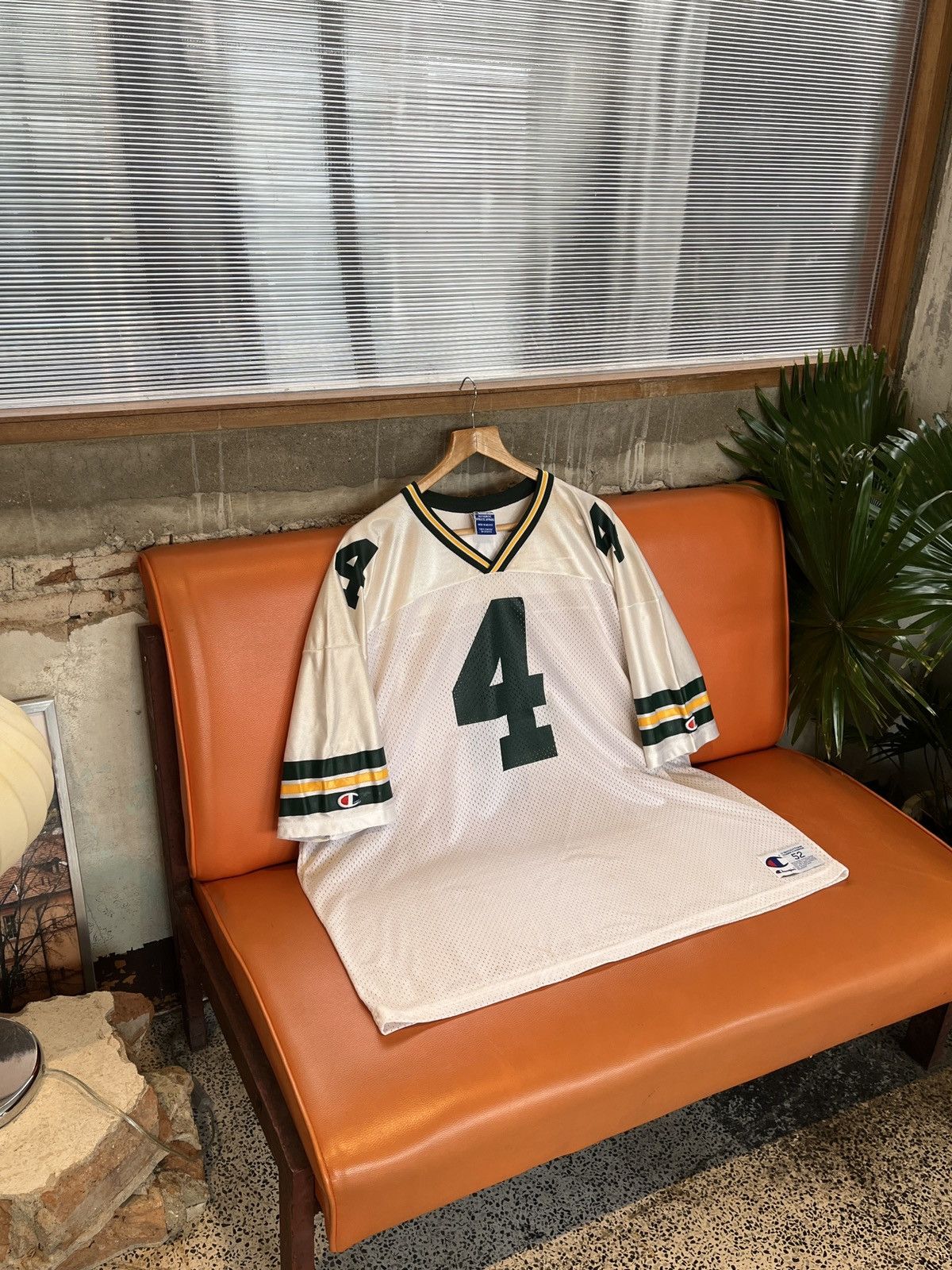 Champion Vintage Champion Green Bay Packers Brett Favre #4 Jersey Size US XL / EU 56 / 4 - 1 Thumbnail