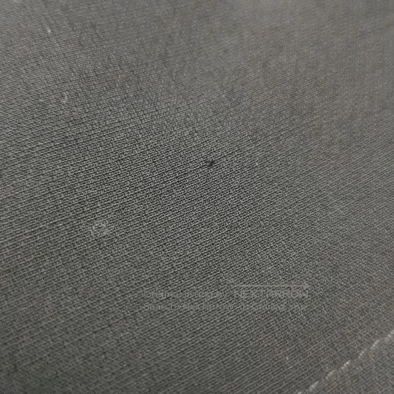 Louis Vuitton Louis Vuitton Black Wool Silk Blend Skirt. Size US 36 / EU 52 - 8 Thumbnail