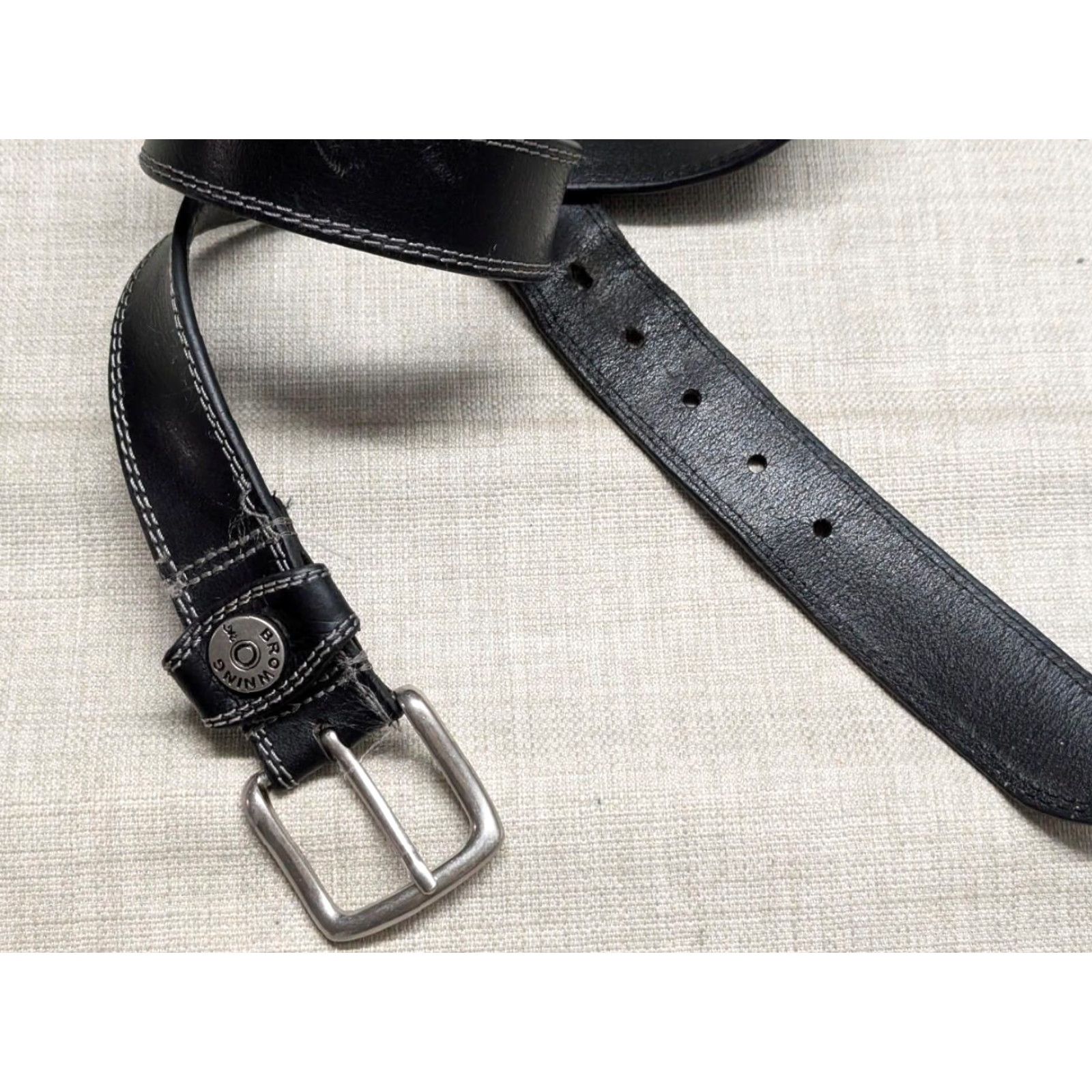 Vintage VINTAGE Browning belt 46 leather Cowhide full grain STITCHED black 1-3/8" belt Regular Mens Belt Size 46 - 6 Thumbnail