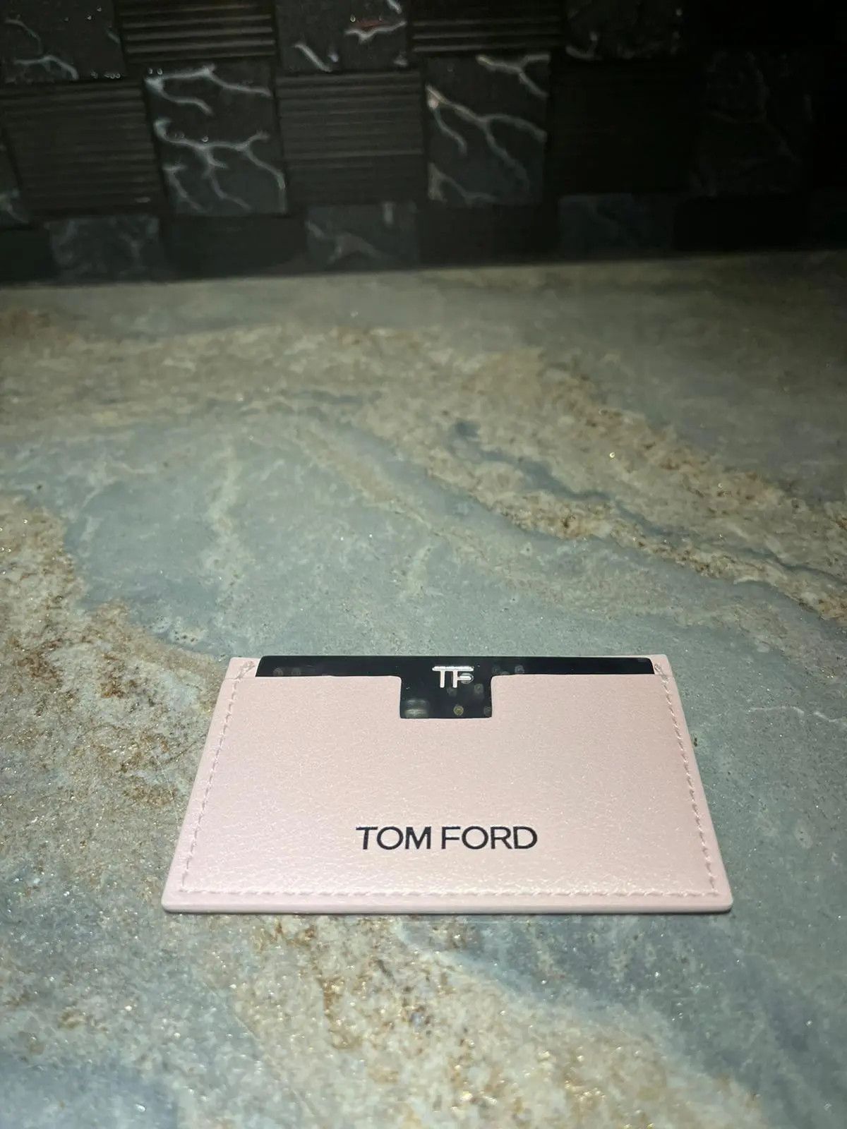 Tom Ford Mirror/Card Holder Wallet in Light Pink Size ONE SIZE - 2 Thumbnail