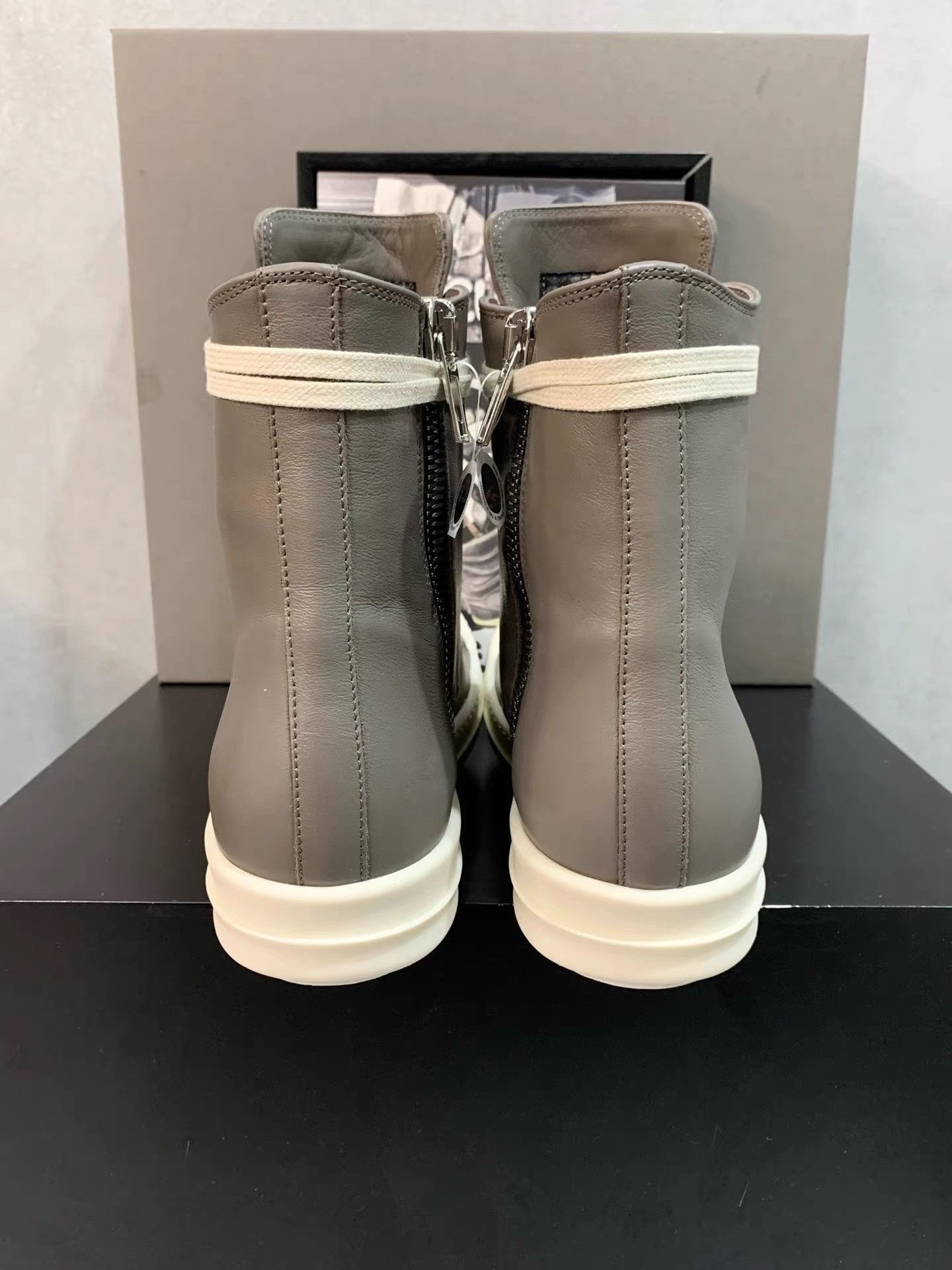Rick Owens Rick Owens 25SS Grey Calfskin High-Top Sneakers K34 Size US 7 / EU 40 - 5 Thumbnail