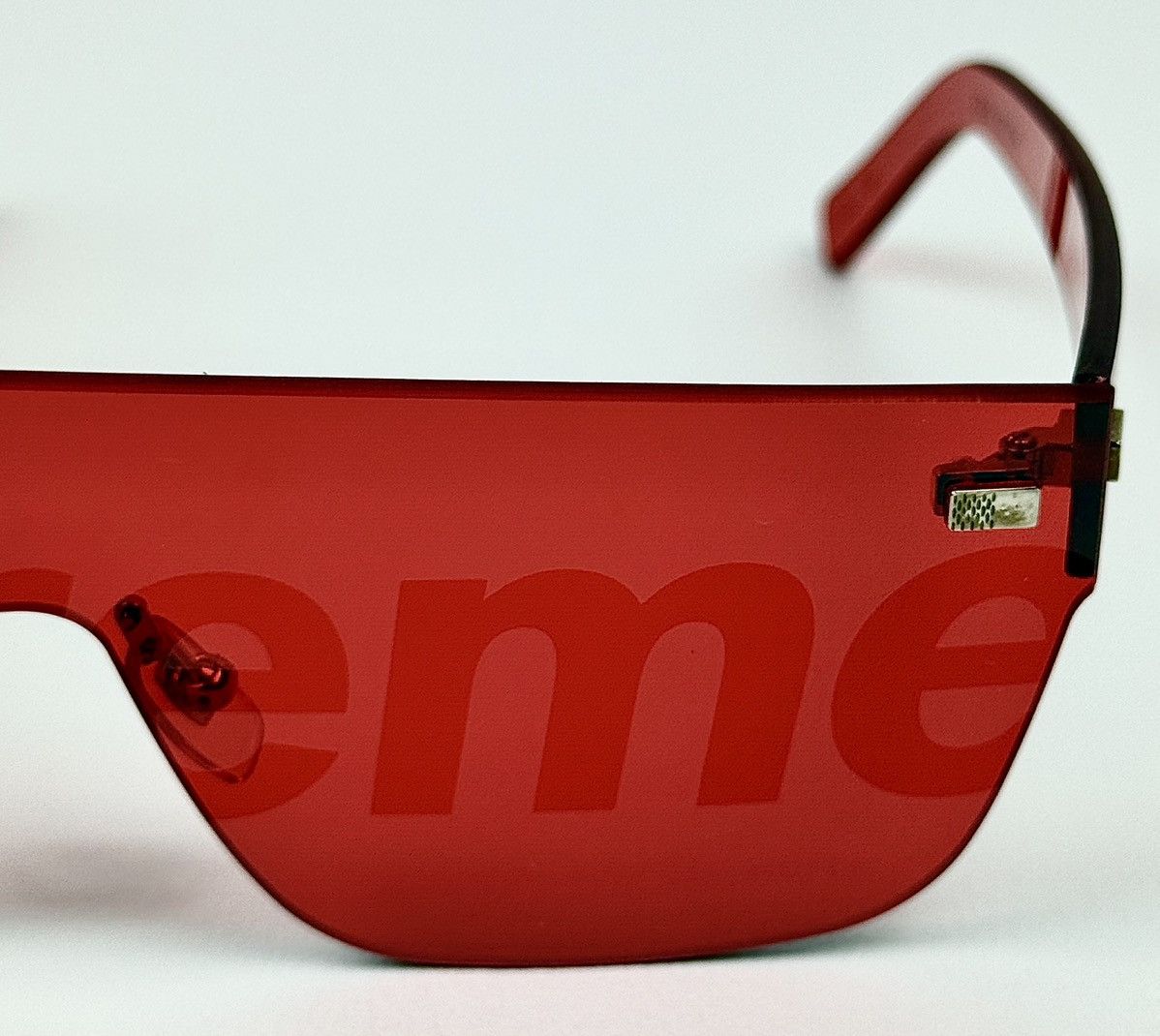 Louis Vuitton × Supreme Louis Vuitton - Supreme - AW2017 - City Mask Sunglasses Size ONE SIZE - 14 Thumbnail