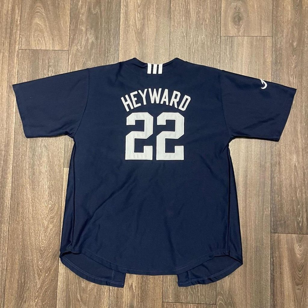 Adidas Braves jersey Heyward 22 size L Message for any questions Size US L / EU 52-54 / 3 - 5 Thumbnail