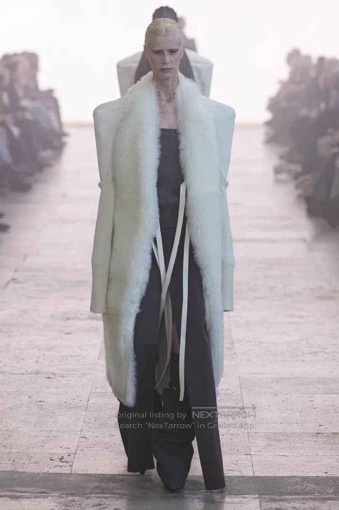 Rick Owens RICK OWENS White Leather Shoulder Pad Jacket Size US XXS / EU 40 - 5 Thumbnail