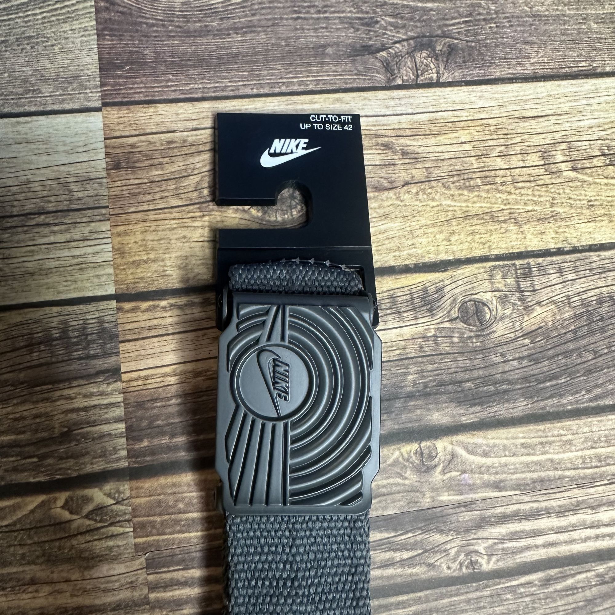 Nike Nike Men's Adjustable Belt Cut to Fit Up to Size 42 NWT ONE Size ONE SIZE - 2 Thumbnail