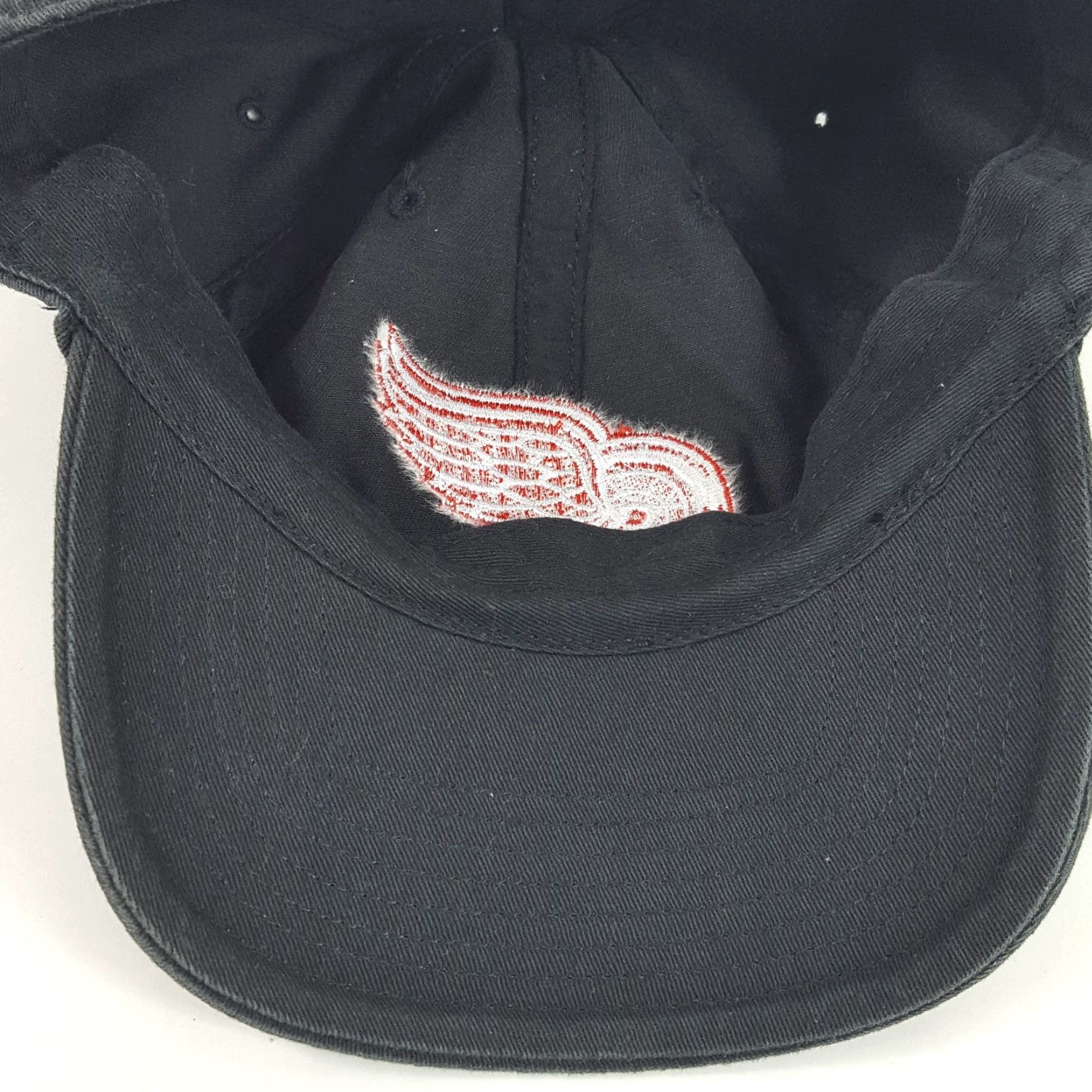NHL VINTAGE ’47 Detroit Red Wings NHL Baseball Cap Hat Fitted Size M Black Twill Retro 90s Mens Size ONE SIZE - 7 Thumbnail