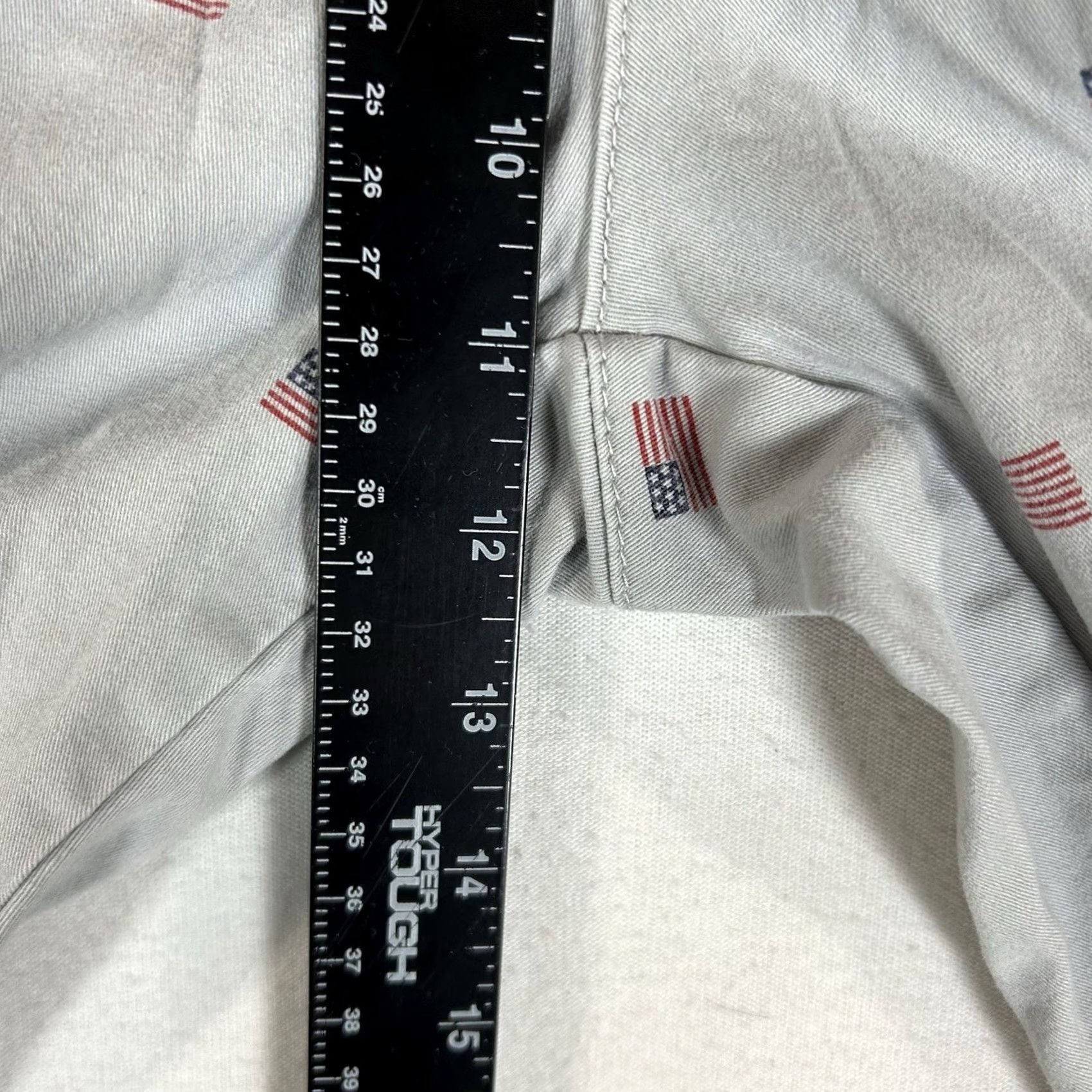 Vintage Falls Creek Mens 34 Gray Chino Shorts Mid Rise USA Flag Pattern 11in Inseam Everyday Casual Shorts Size US 34 / EU 50 - 6 Thumbnail