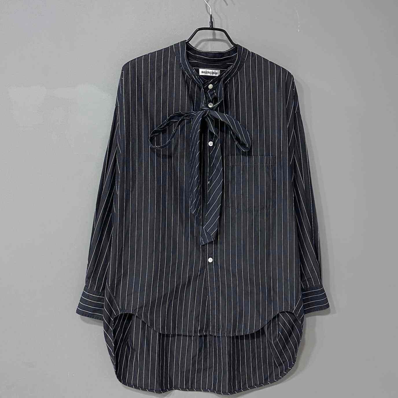 Balenciaga Balenciaga Retro Striped Button Up 40.5 Women Size M / US 6-8 / IT 42-44 - 1 Thumbnail