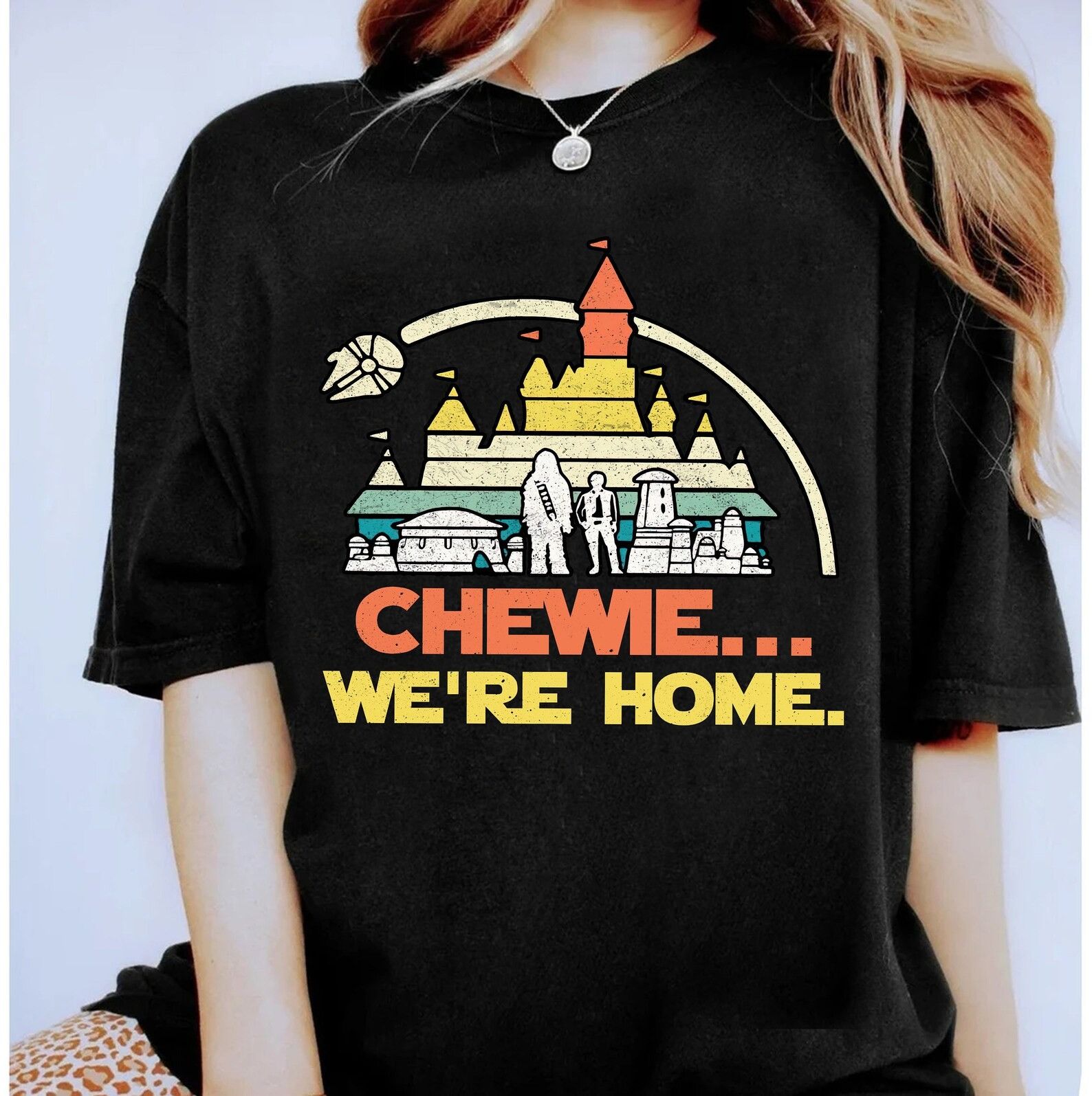 Designer × The Unbranded Brand We're Home Castle Tshirt Size XL / US 12-14 / IT 48-50 - 1 Thumbnail