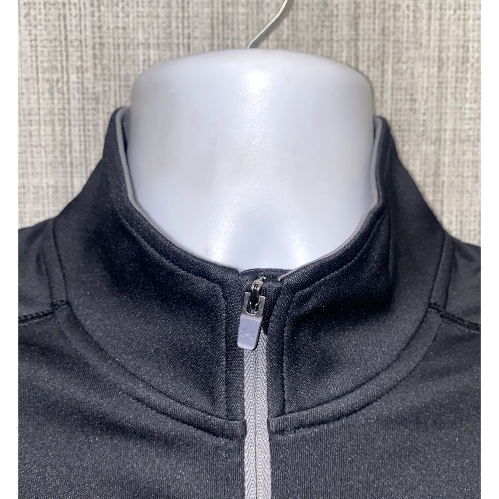 Under Armour Under Armour Velocity 2.0 ¼ Zip Pullover Activewear Mens M Black/Grey 1293946 NEW! Under armour HeatGear Athleisure Casual Slim? Size US M / EU 48-50 / 2 - 3 Thumbnail