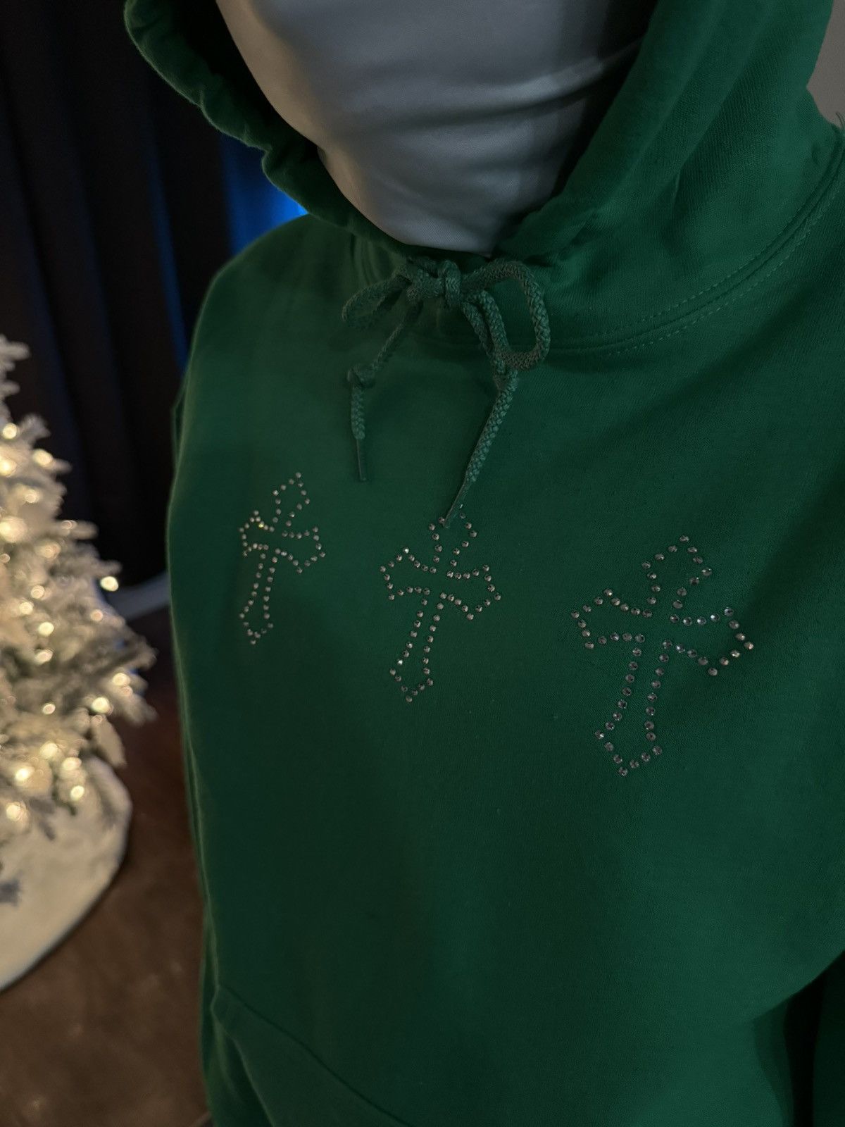 Vintage Rhinestones Cross Vintage Hoodie Size US L / EU 52-54 / 3 - 11 Thumbnail