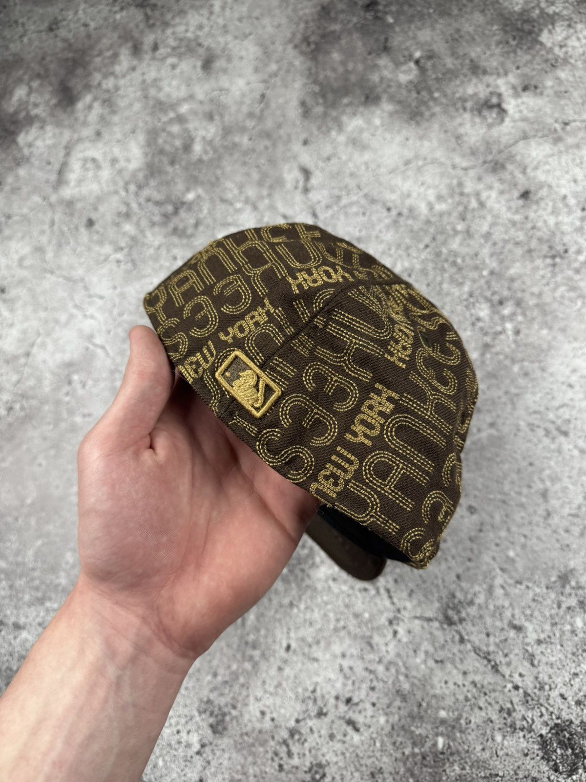 Kith × New Era × New York Yankees New Era New York Yankees Monogram Brown Cap Rap Size ONE SIZE - 4 Thumbnail