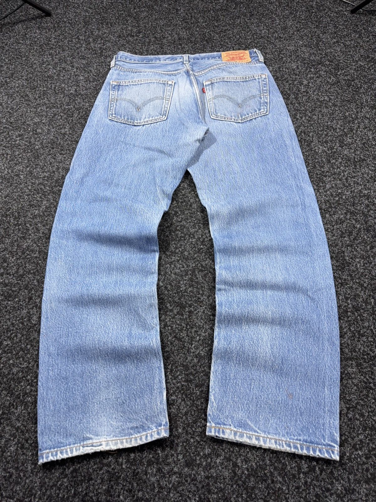 Levi's Vintage Clothing Vintage 90s Levi’s 501XX Distressed Western USA Faded Jeans Size US 32 / EU 48 - 15 Thumbnail