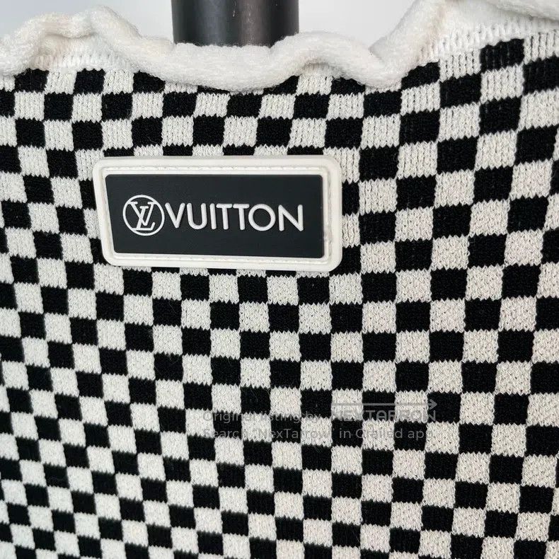 Louis Vuitton Louis Vuitton Knitted checkerboard short sleeves Size US S / EU 44-46 / 1 - 5 Thumbnail